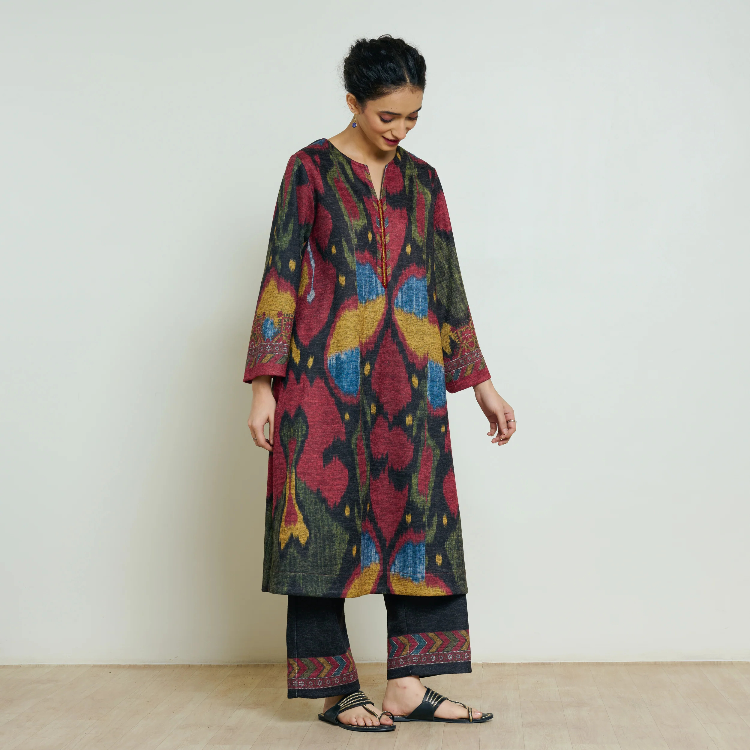 Moonara Hand Embroidered Woollen Kurta - Black - Image 6