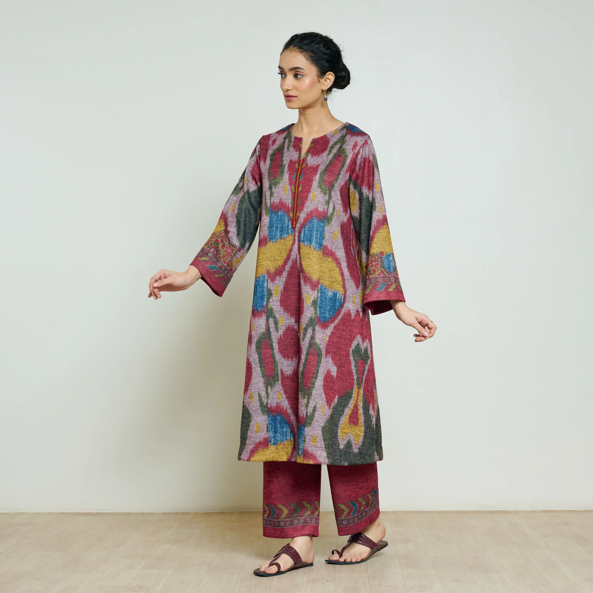 Moonara Hand Embroidered Woollen Kurta Set - Dusty Pink - Image 6