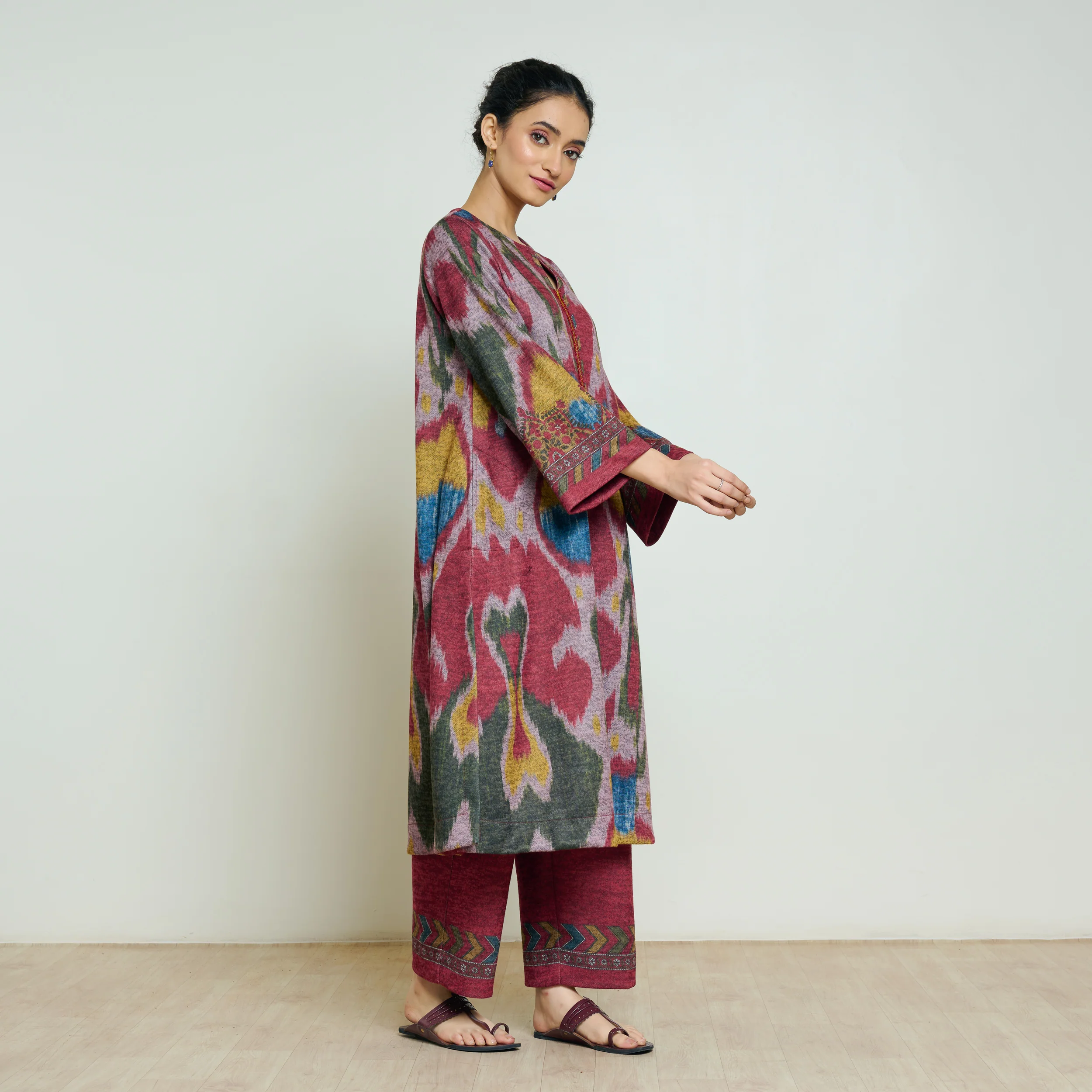 Moonara Hand Embroidered Woollen Kurta Set - Dusty Pink - Image 7