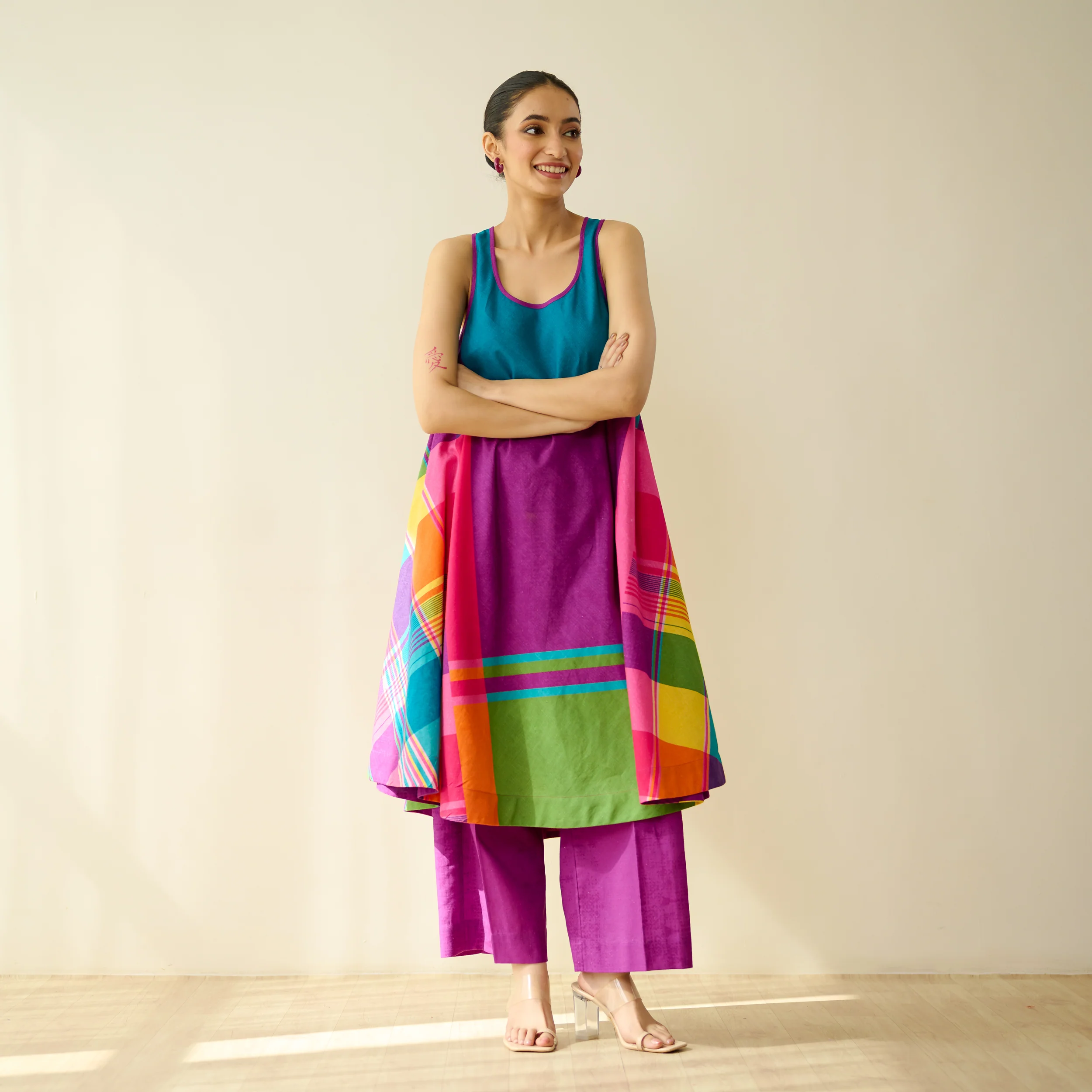 Mosaic Mood Pure Slub Cotton Kurta Set - Multicolour - Image 7