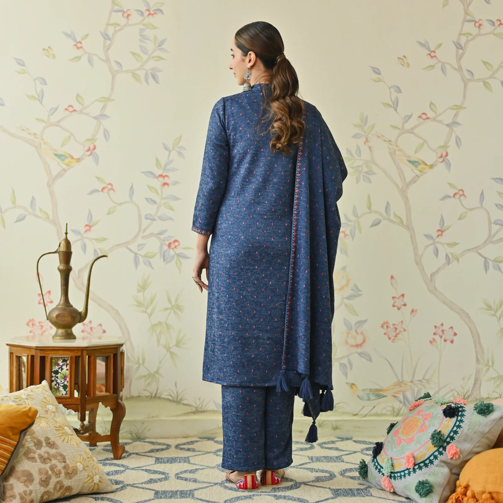 Navy Blue Embroidered Woollen Kurta - Image 3