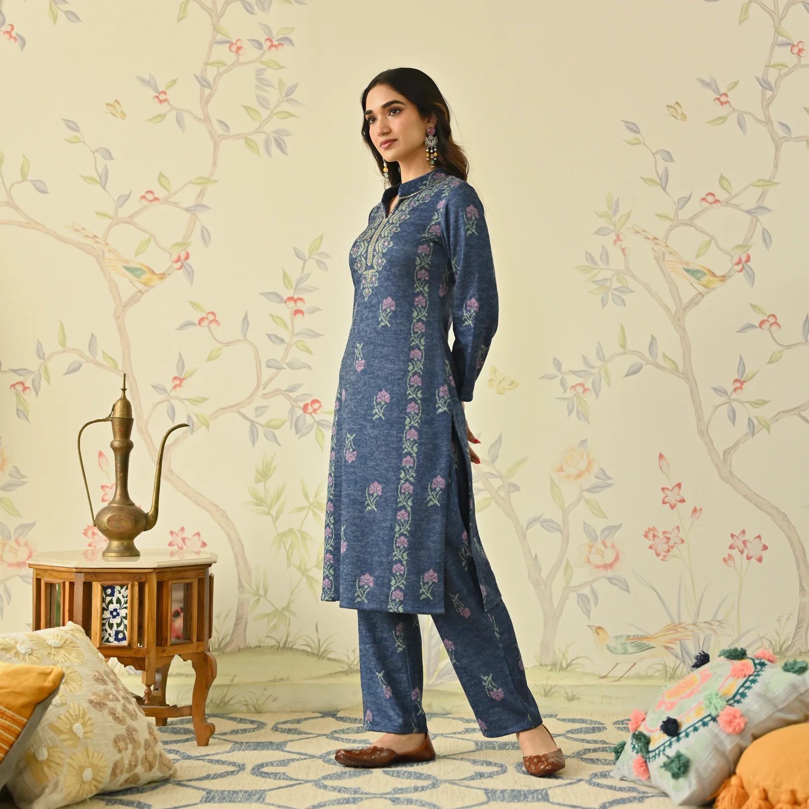 Navy Blue Embroidered Woollen Kurta - Image 4
