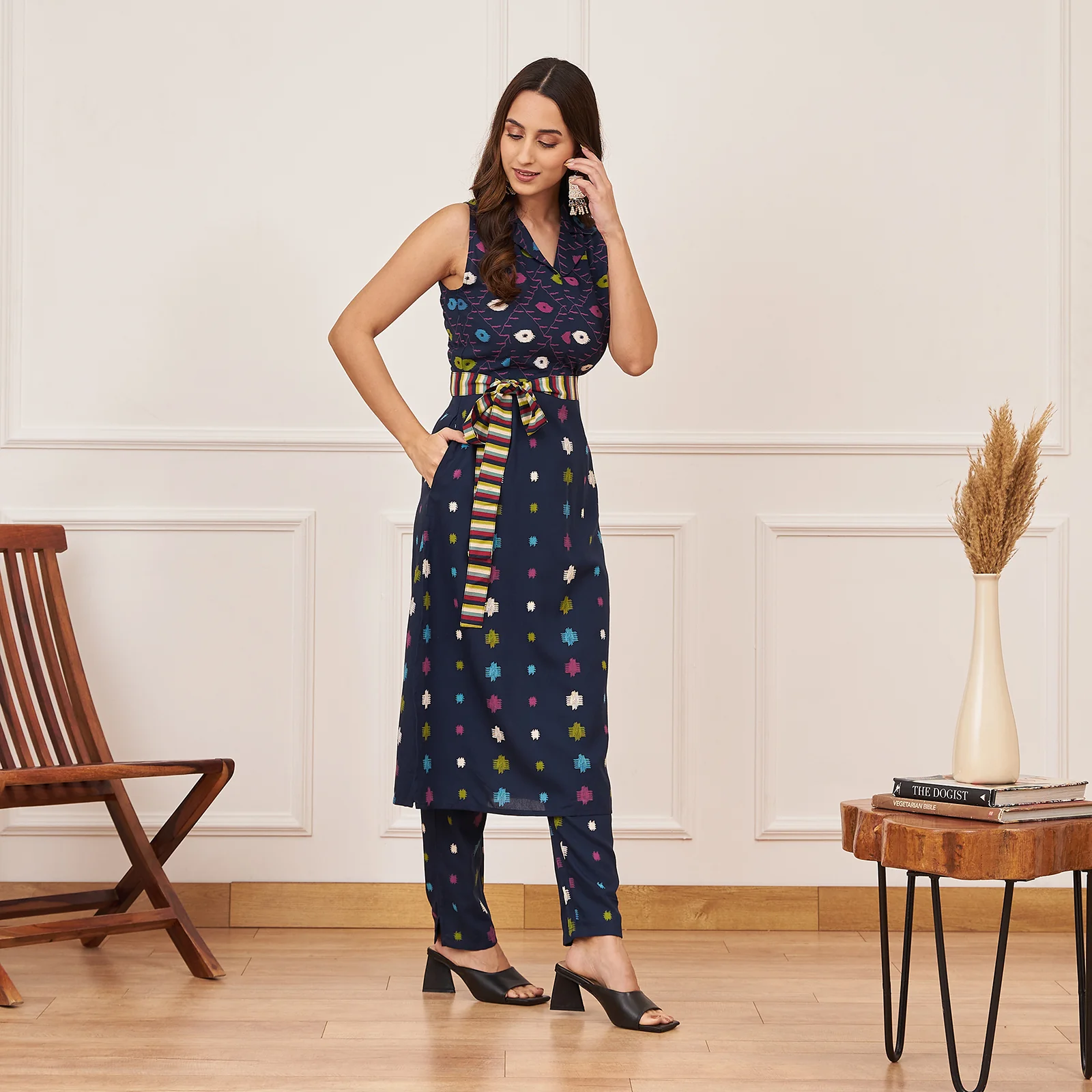 Navy Blue Ikat Inspired Kurta Pant Co-ord Set with Belt - Image 3