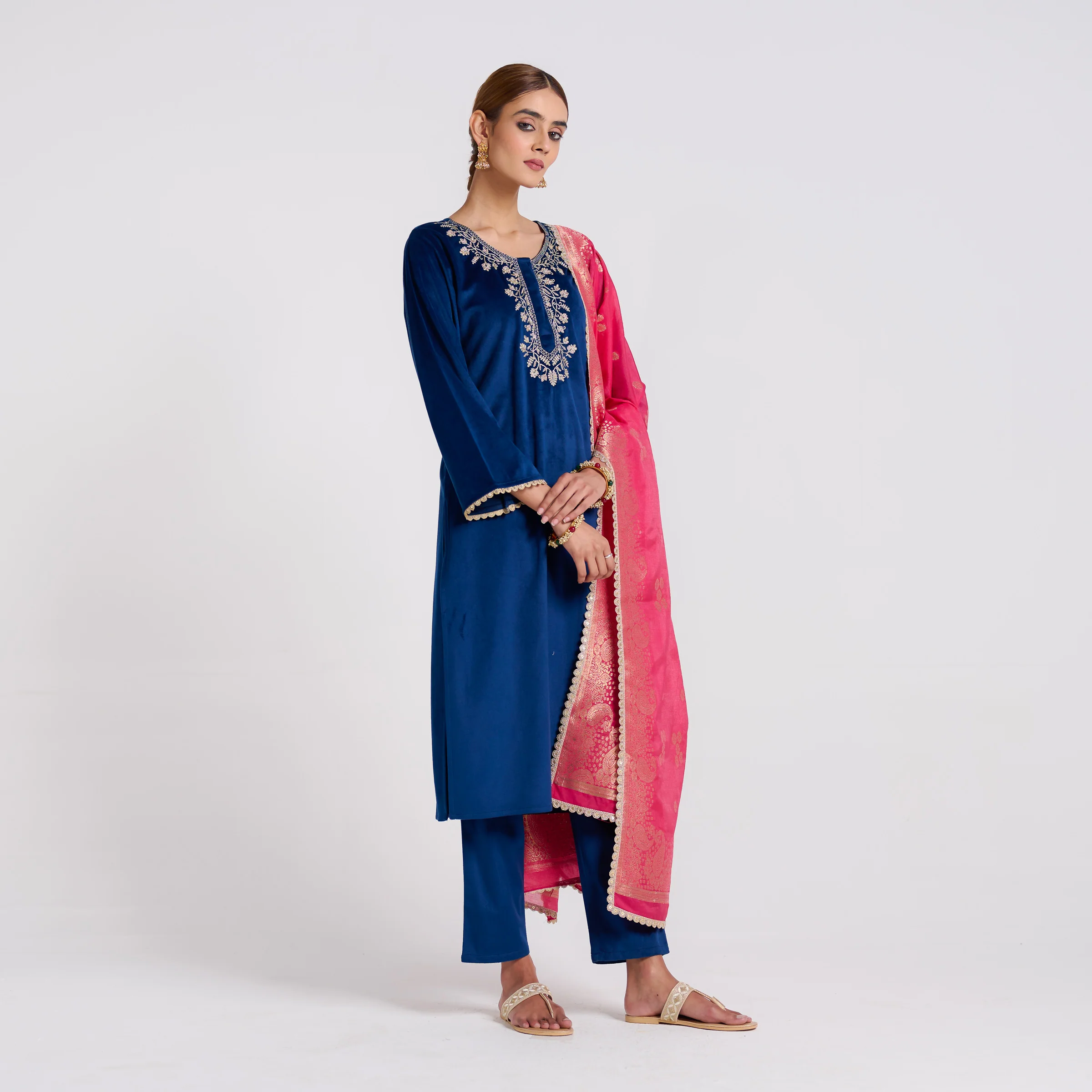 Navy Embroidered Noor Velvet Set with Brocade Dupatta - Image 5