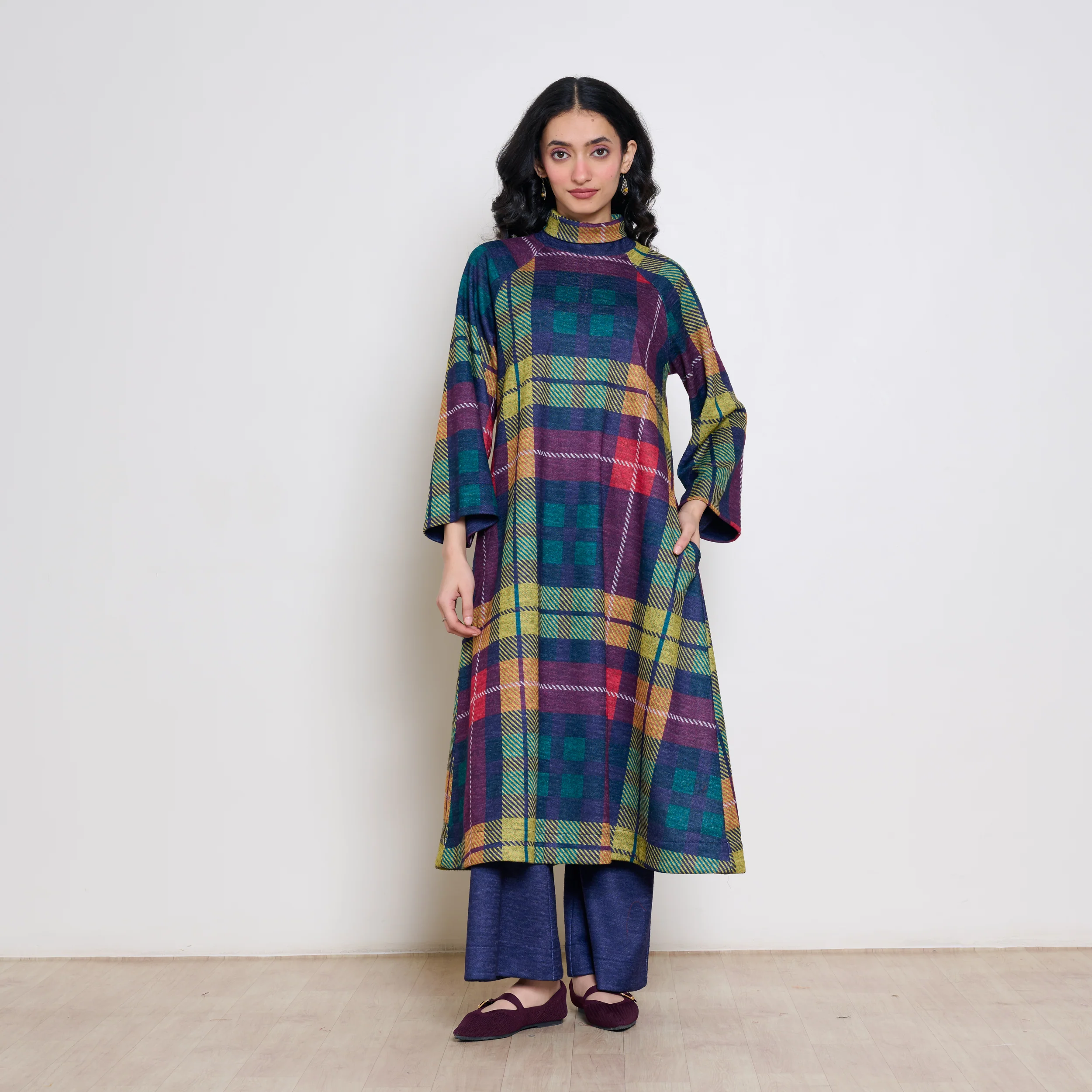 Notebook Woollen Kurta Set - Multicolour