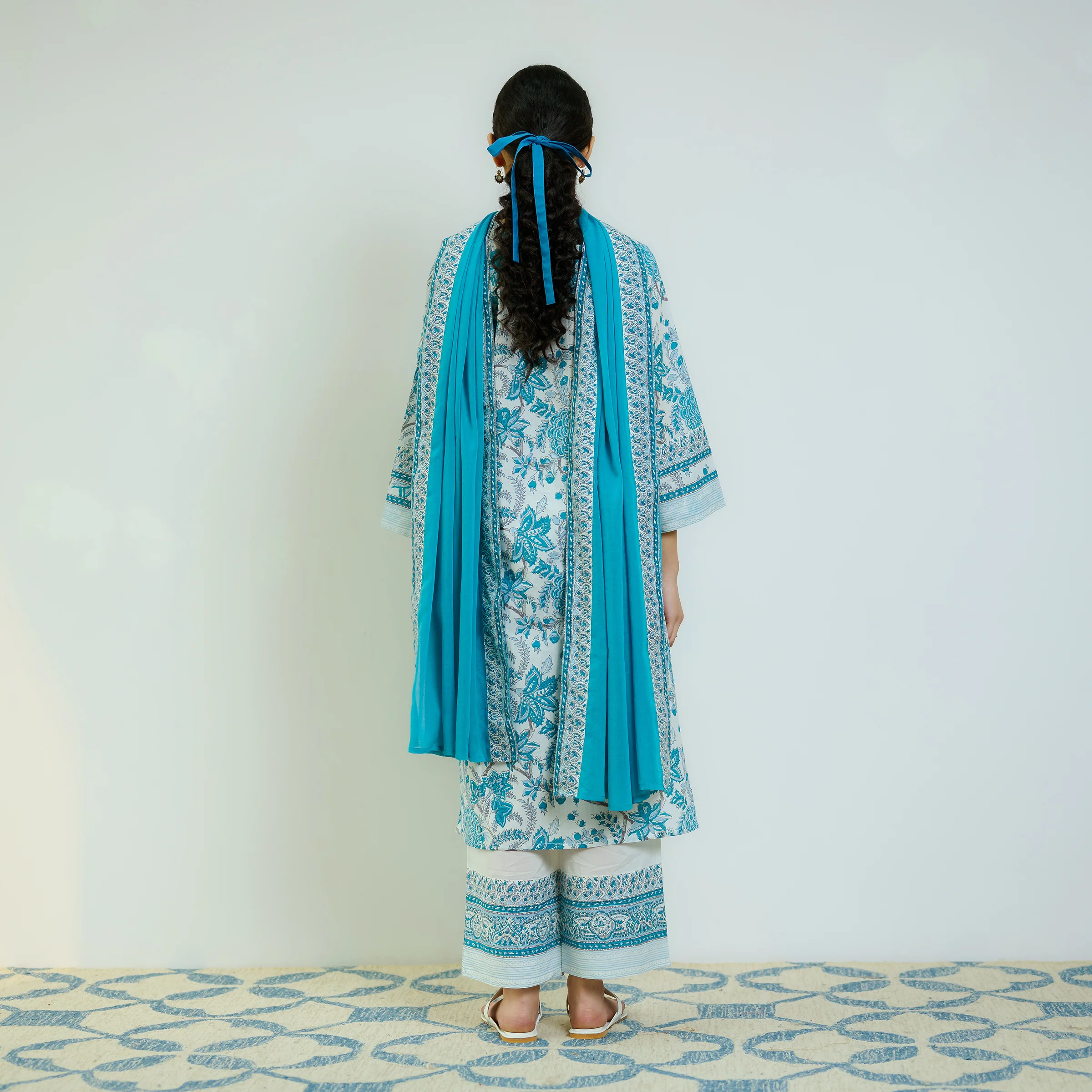 Ocean Blue Sanganeri Printed Cotton Kurta Set with Contrast Mul Cotton Dupatta - Image 7