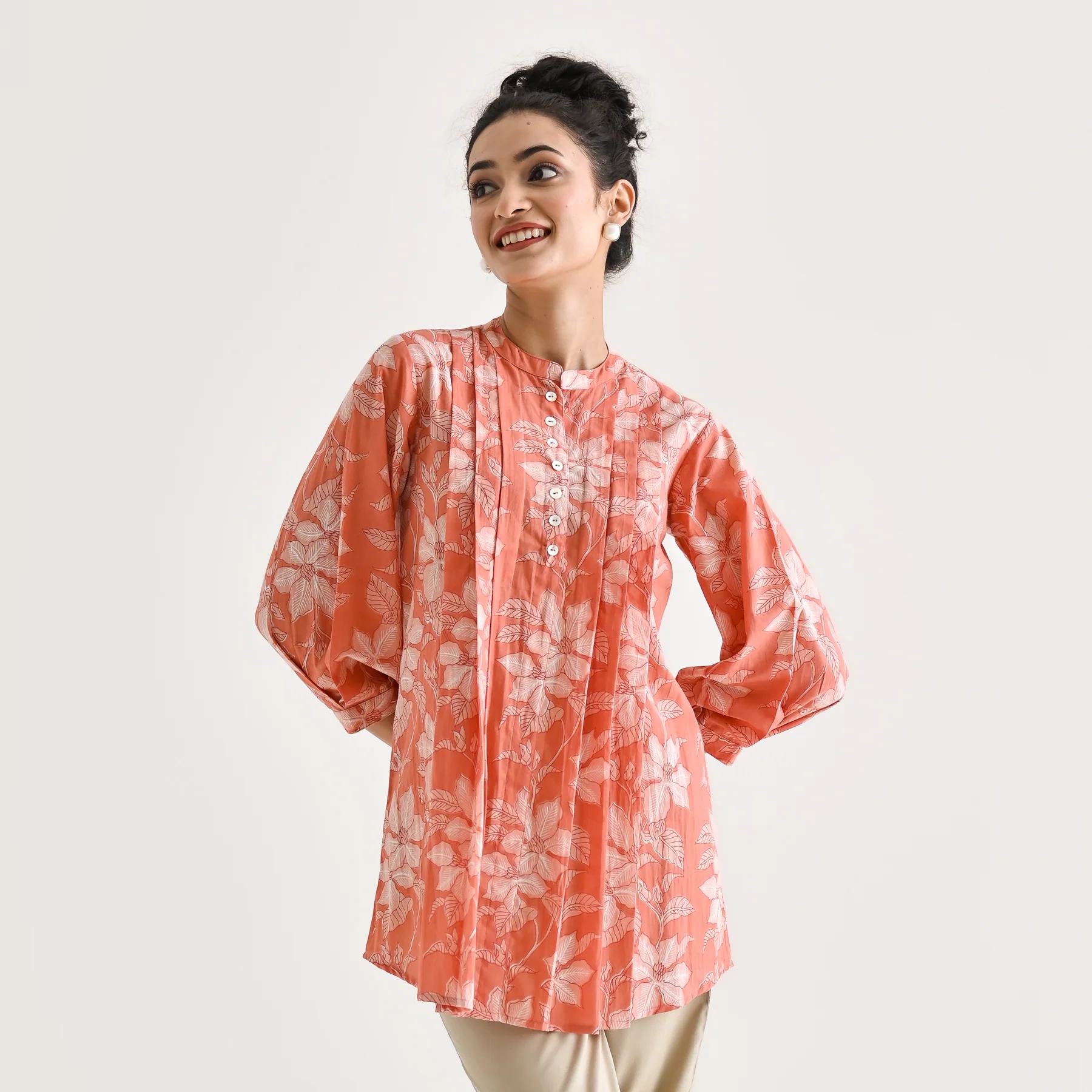 Peach Breezy Sanganeri Floral Cotton Tunic with Pintuck Detail - Image 9