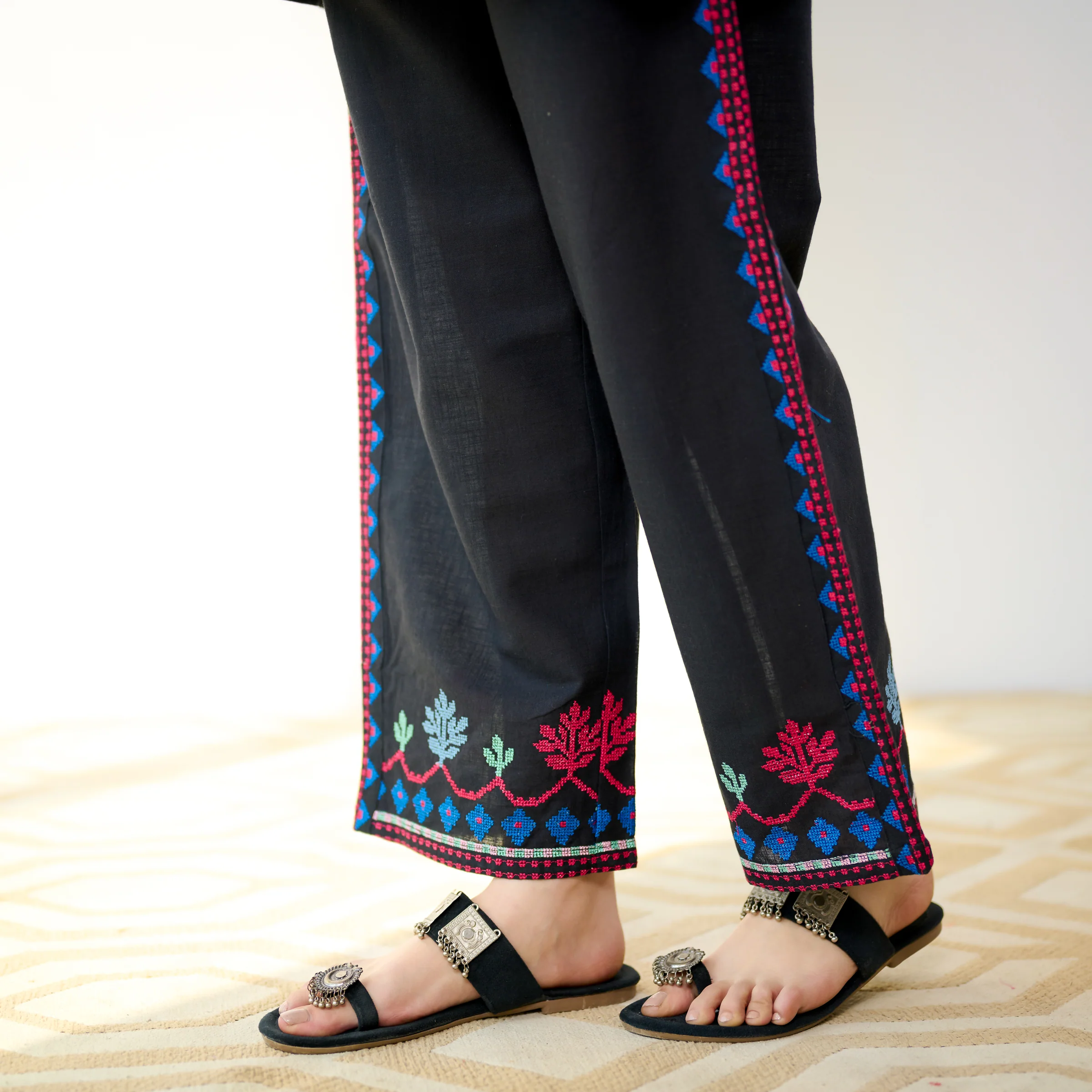Pehar Statement Embroidered Cotton Co-ord Set - Black - Image 3