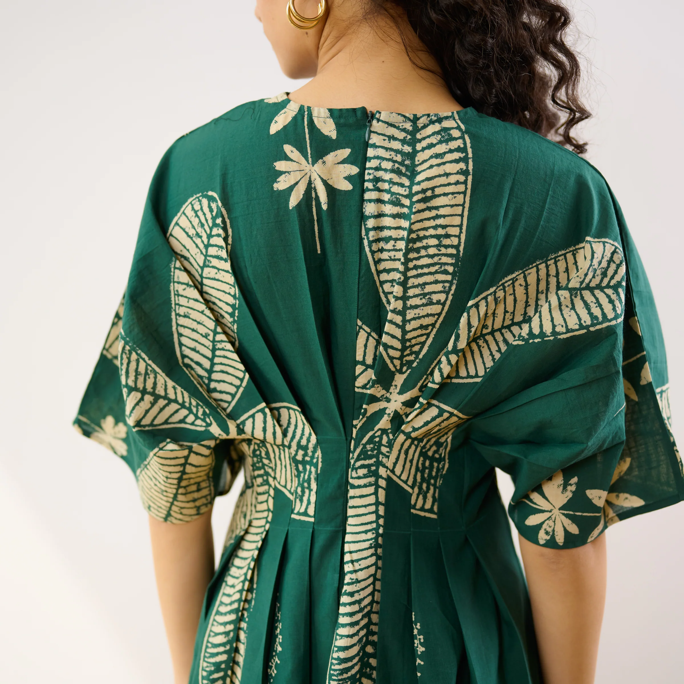 Periwinkle Pleated Cotton Maxi Dress - Emerald Green - Image 3