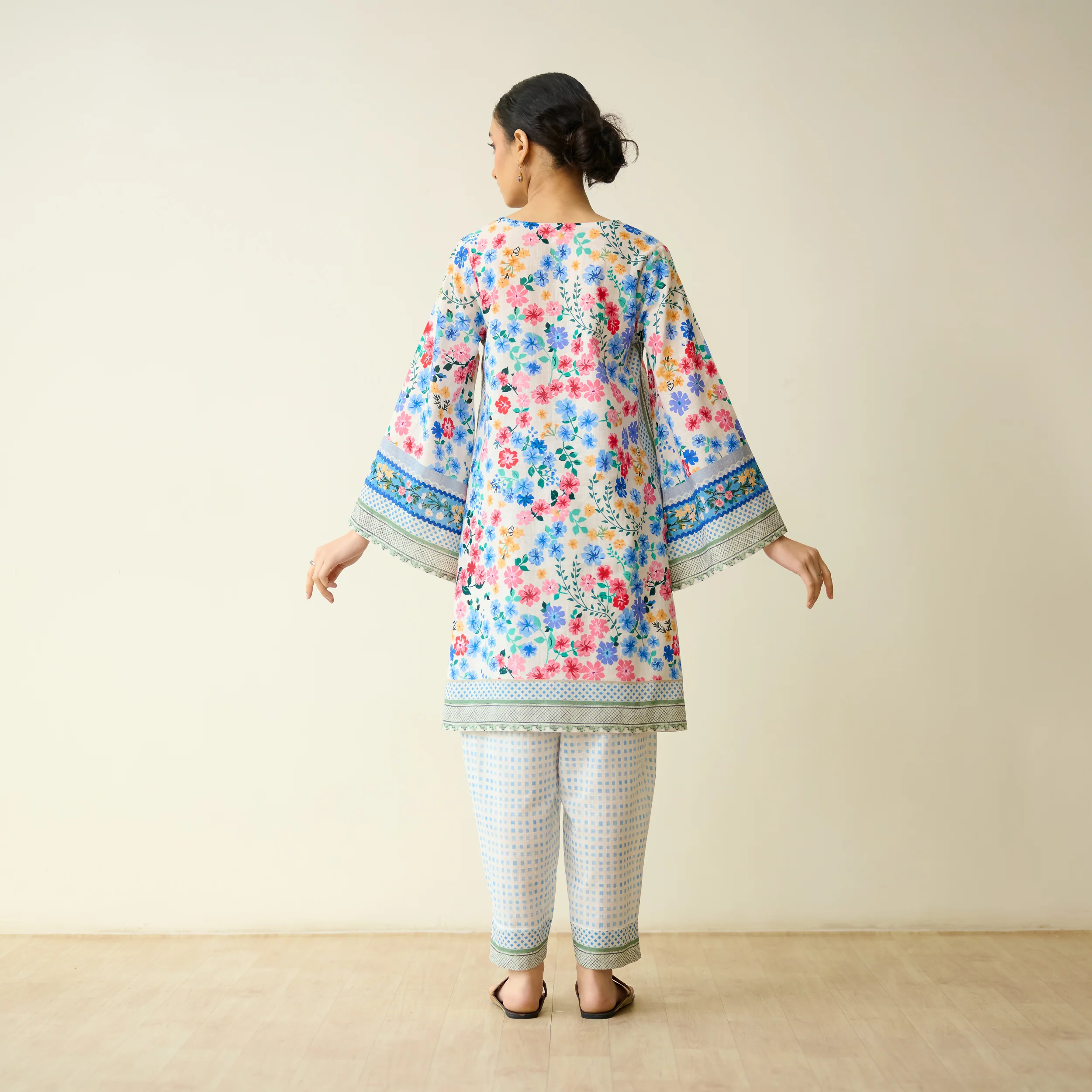 Petals Daydream Fine Slub Cotton Farsi Set - Ivory - Image 8