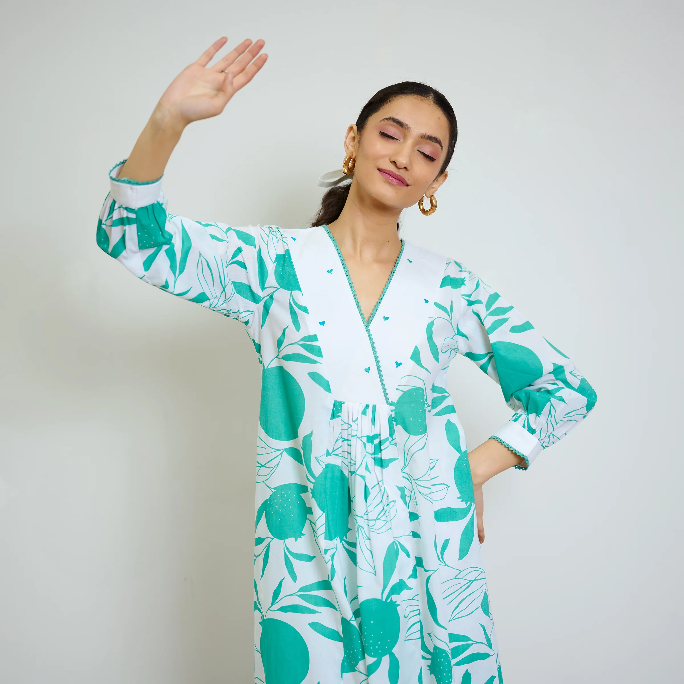 Phirozi Love is in the Air Cotton Kurta Set with Hand Embroidery Detail - Image 5