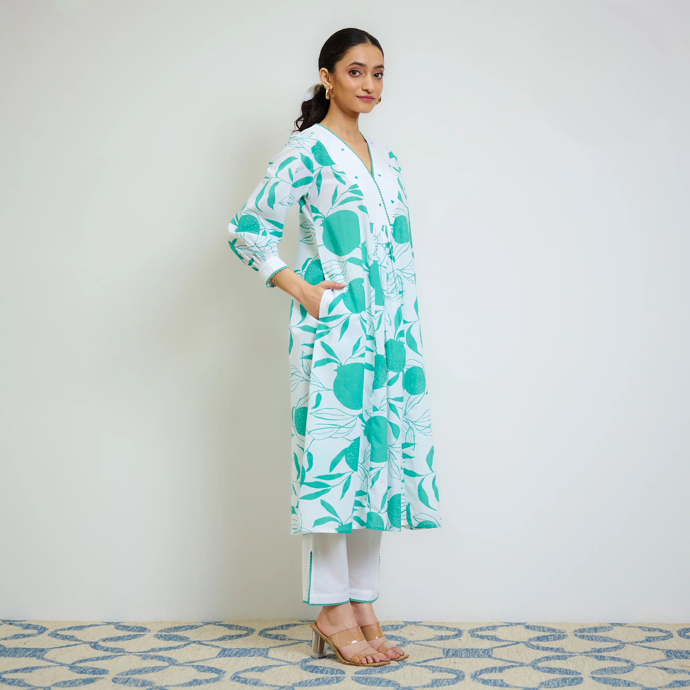 Phirozi Love is in the Air Cotton Kurta Set with Hand Embroidery Detail - Image 7