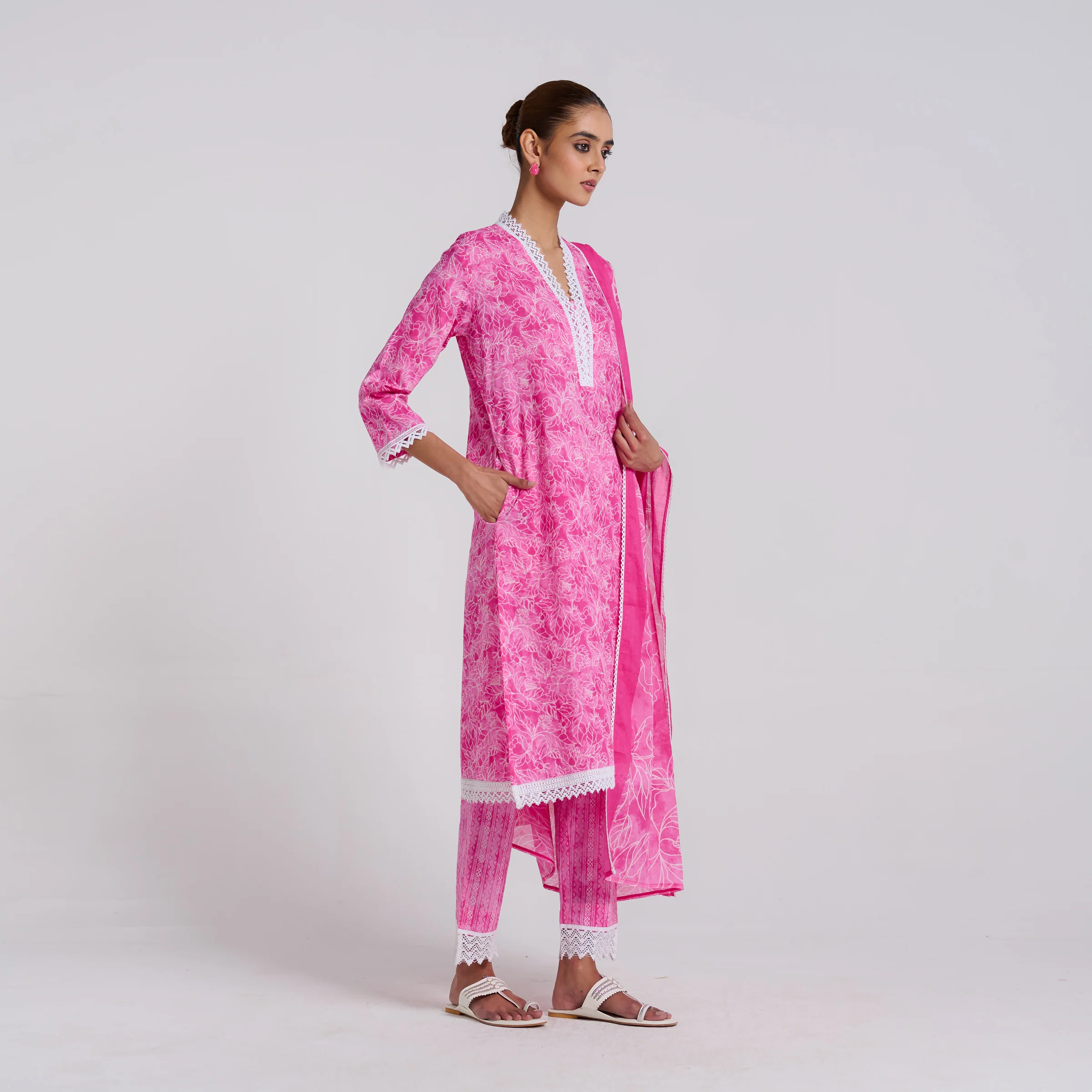 Pink Pure Cotton Kurta Set with Dupatta and Lace Detail - Image 5