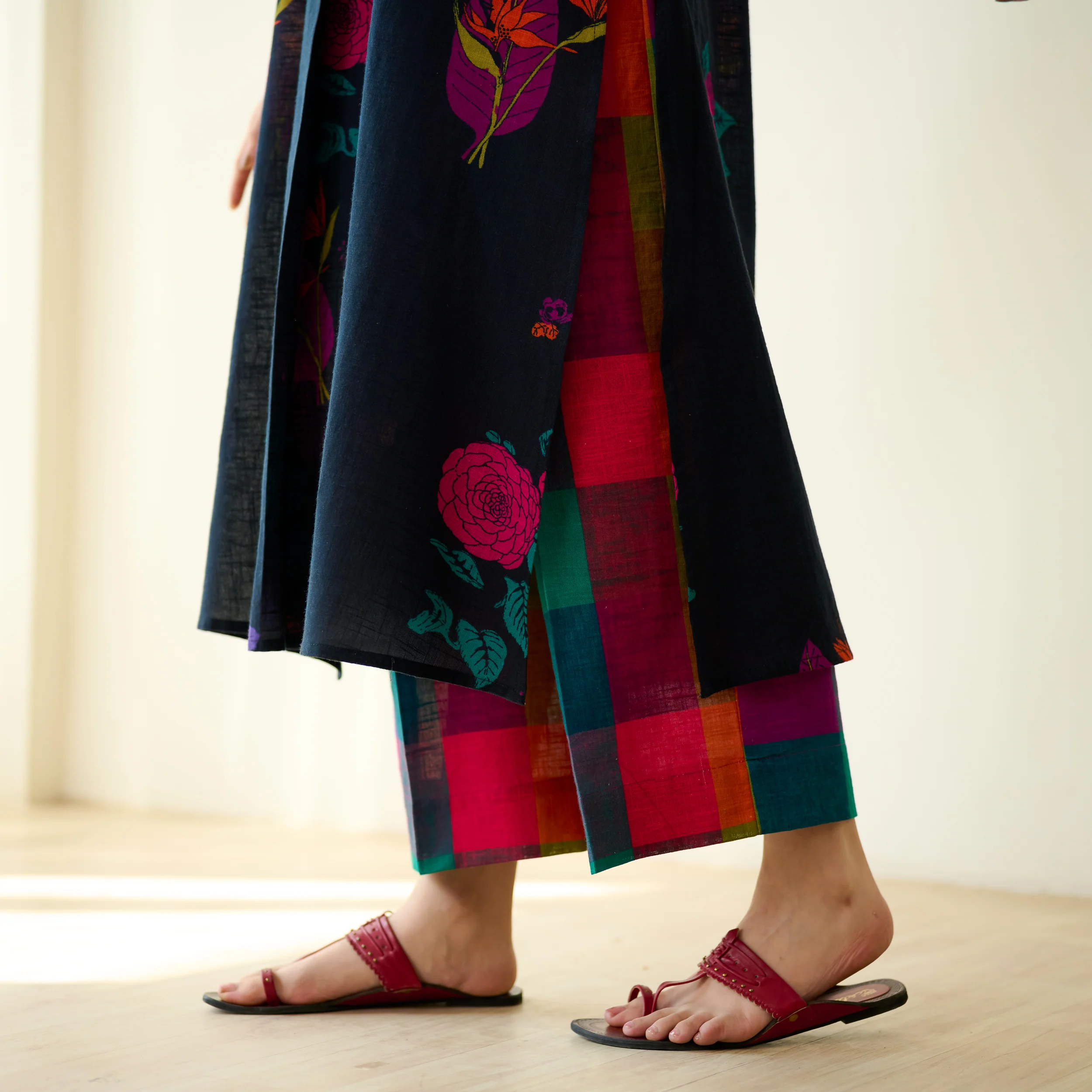 Potpourri Pure Slub Cotton Kurta Set - Black - Image 5