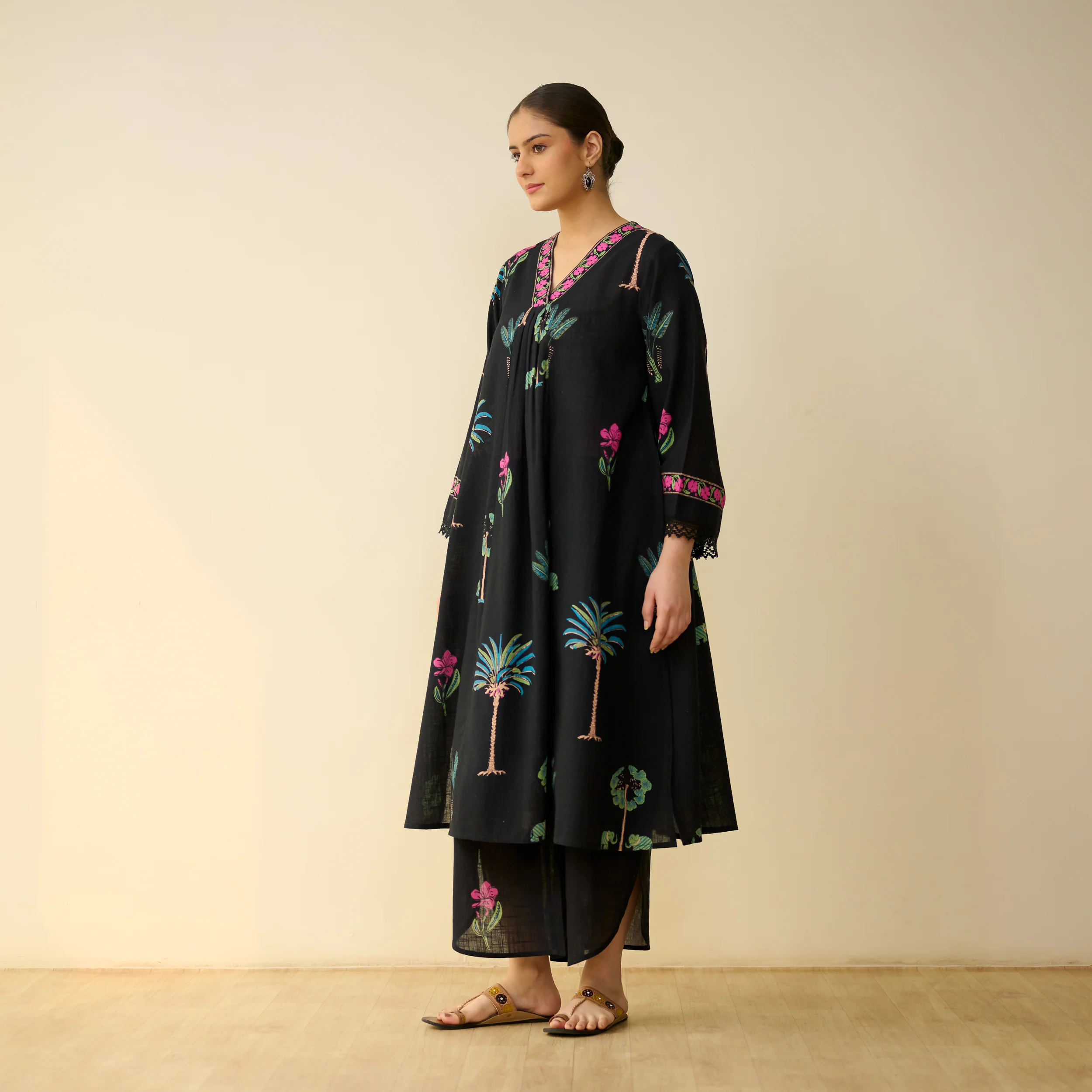 Rani Bagh Fine Slub Cotton Kurta Set - Black - Image 7