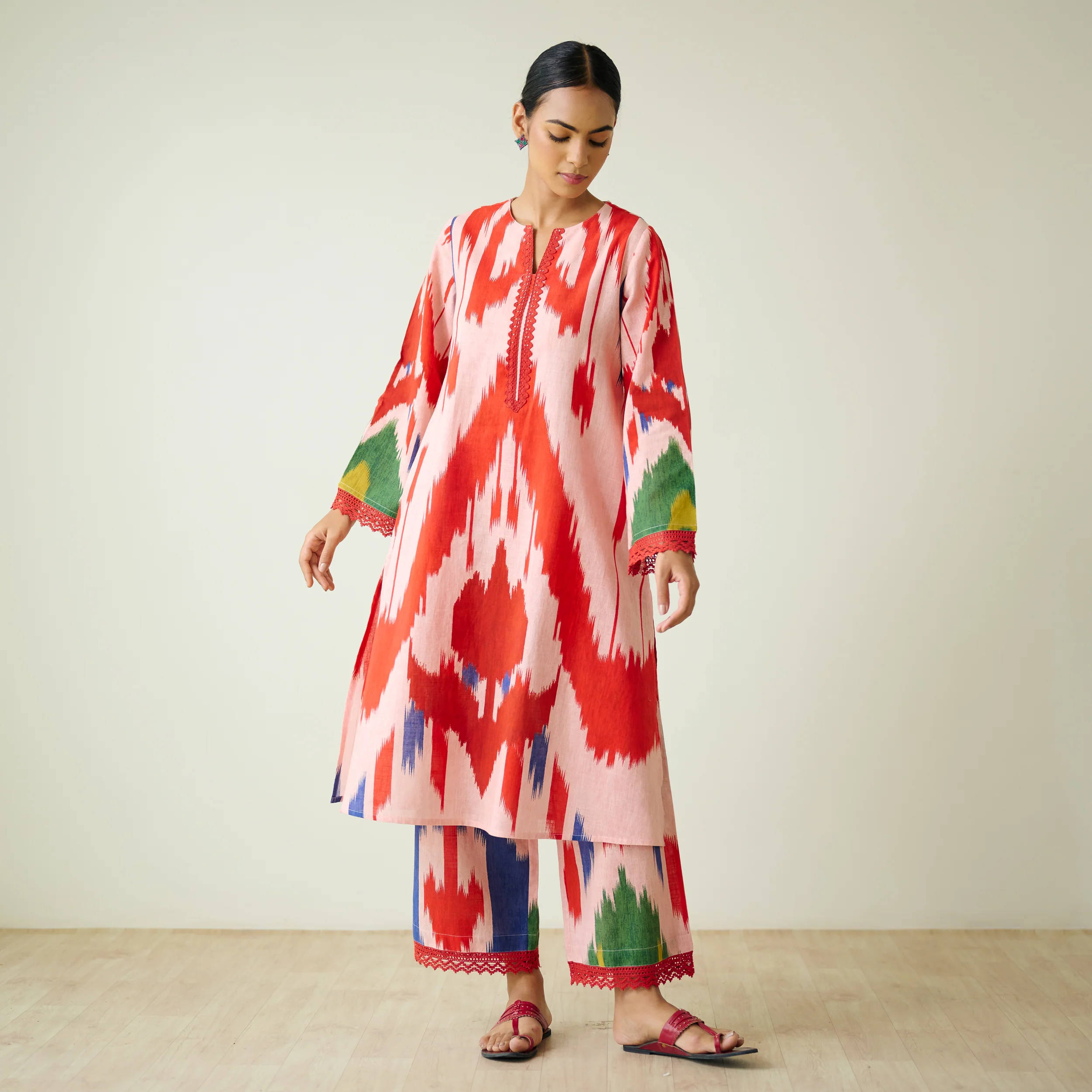 Red Tulip Ikat Inspired Slub Cotton Kurta Set with Lace Detailing - Baby Pink