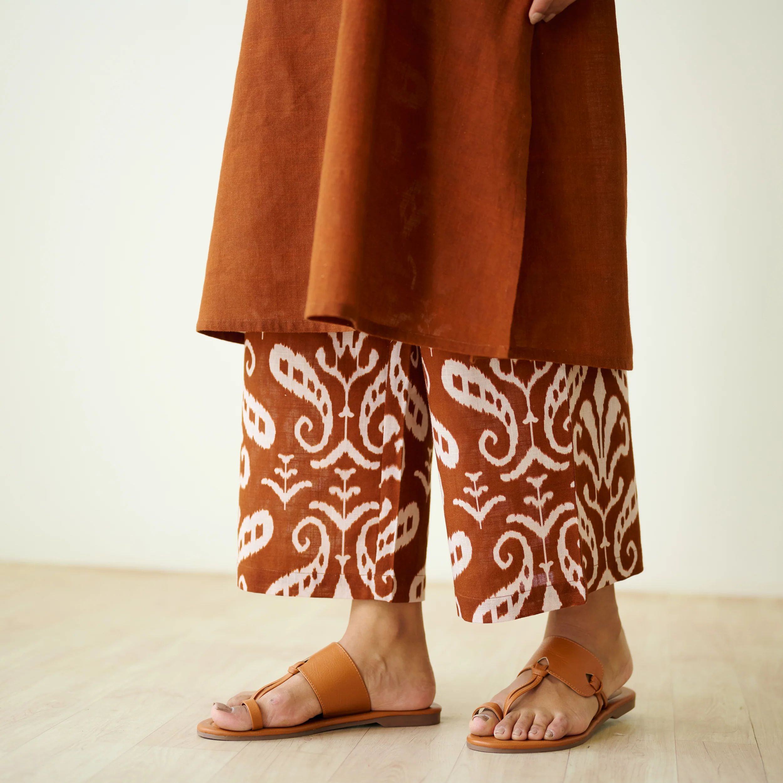 Resha Slub Cotton Kurta Set with Mukaish Work - Brown - Image 4