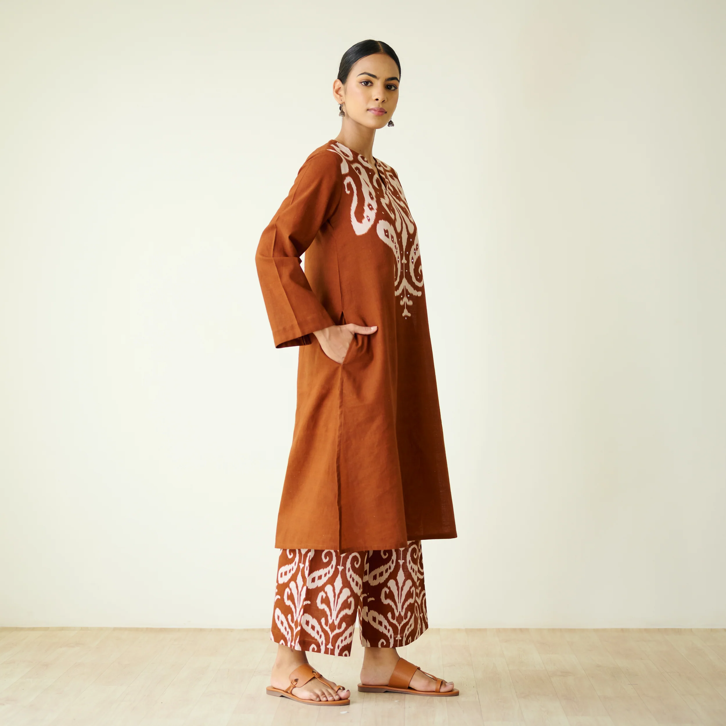 Resha Slub Cotton Kurta Set with Mukaish Work - Brown - Image 6