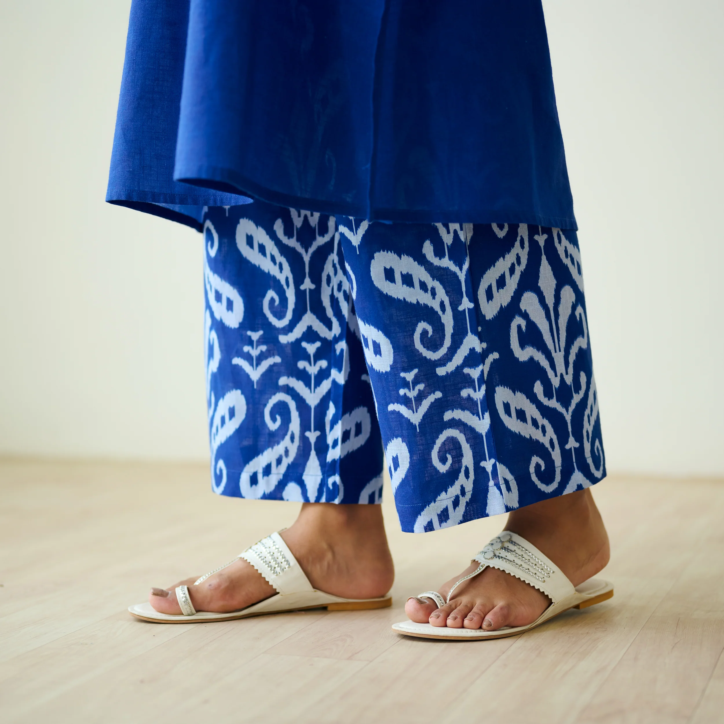 Resha Slub Cotton Kurta Set with Mukaish Work - Royal Blue - Image 6
