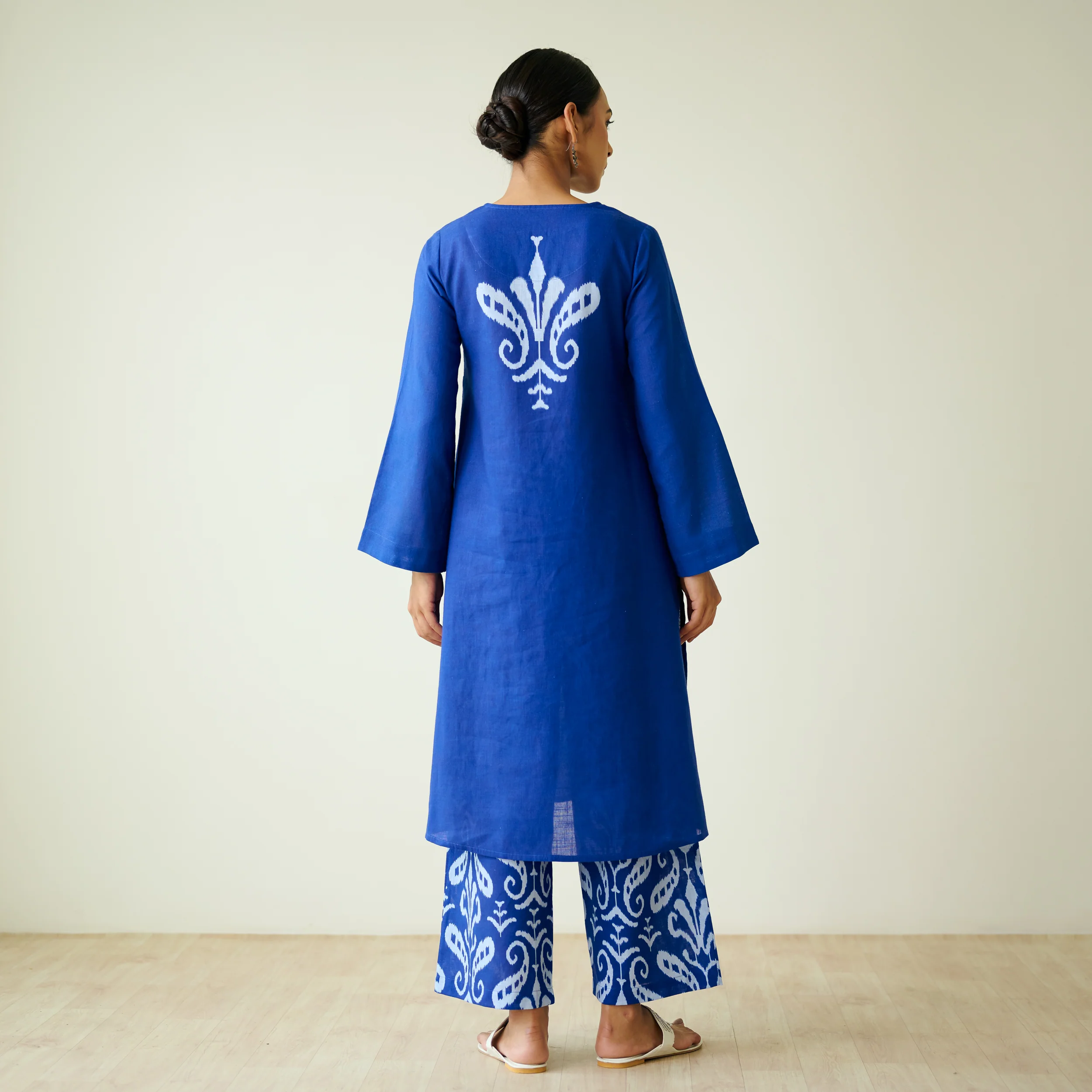 Resha Slub Cotton Kurta Set with Mukaish Work - Royal Blue - Image 7