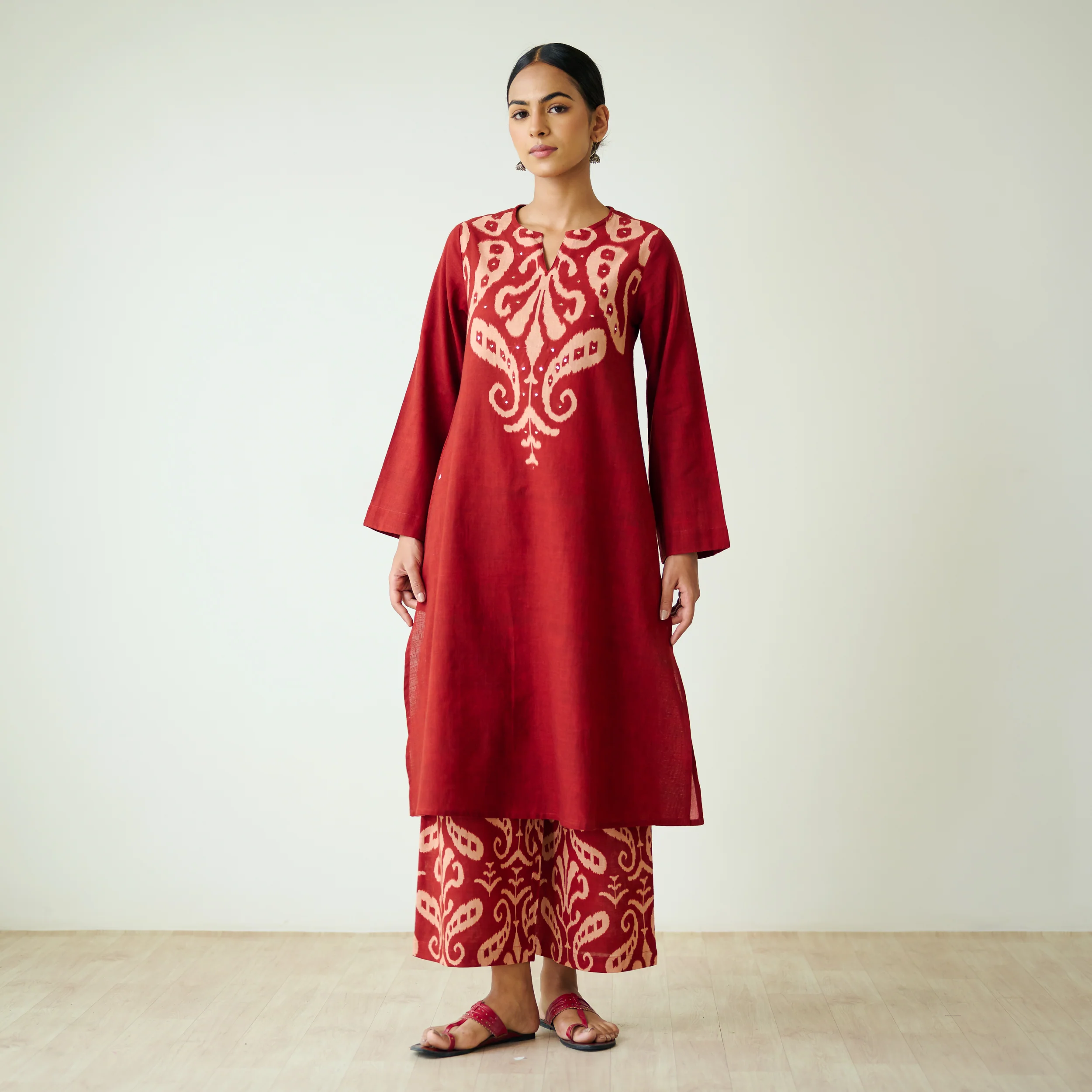 Resha Slub Cotton Kurta Set with Mukaish Work - Rust - Image 3