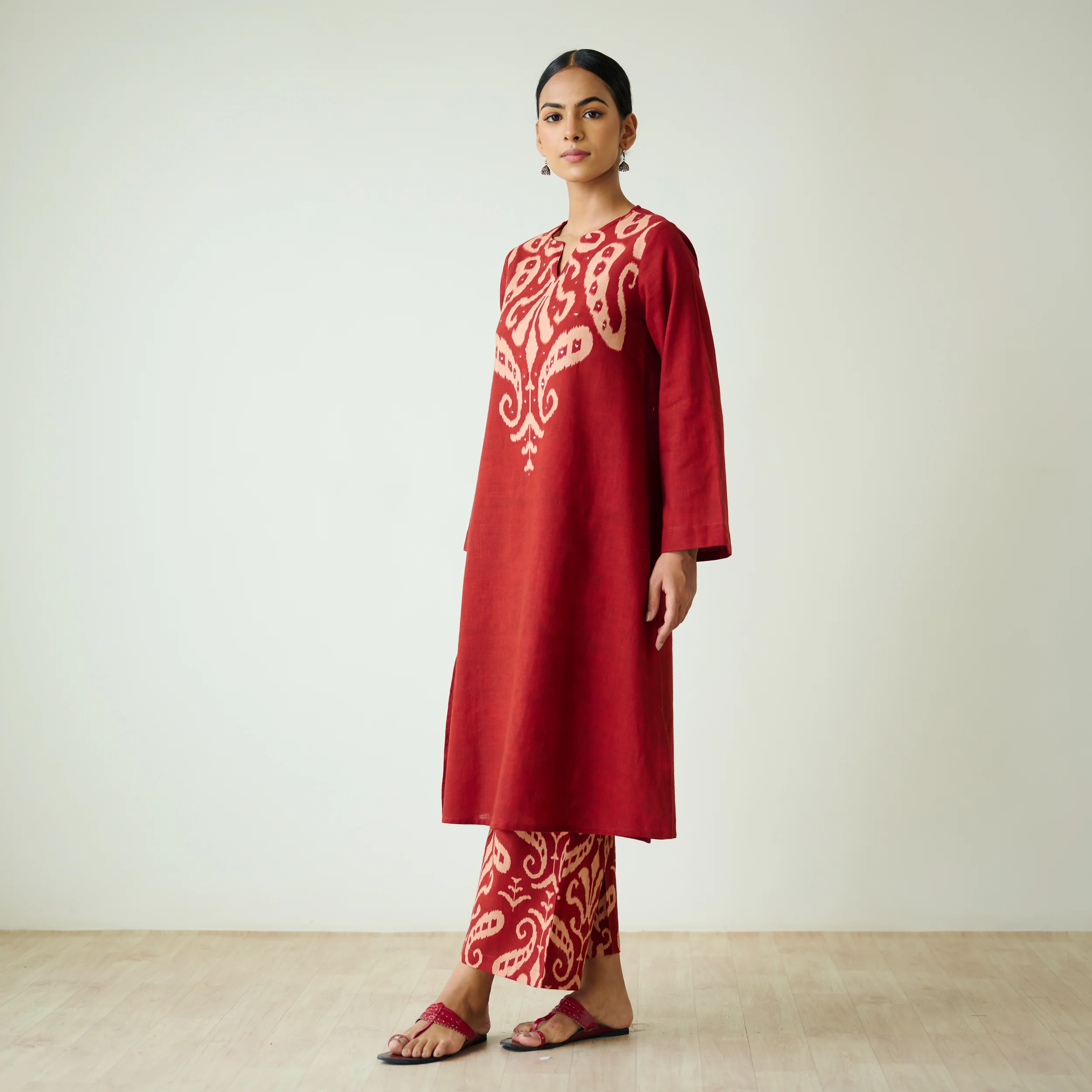 Resha Slub Cotton Kurta Set with Mukaish Work - Rust - Image 5
