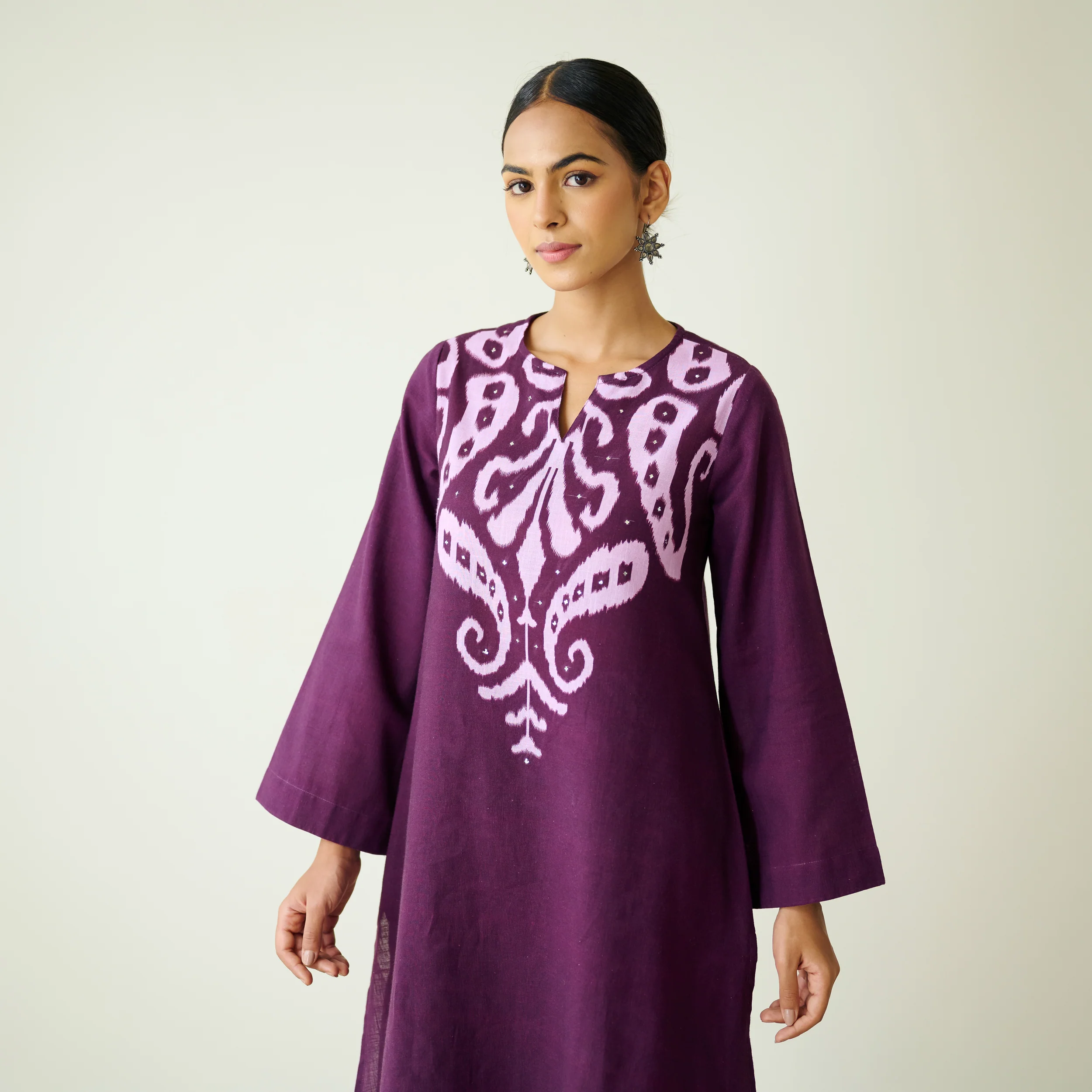 Resha Slub Cotton Kurta Set with Mukaish Work - Violet - Image 9