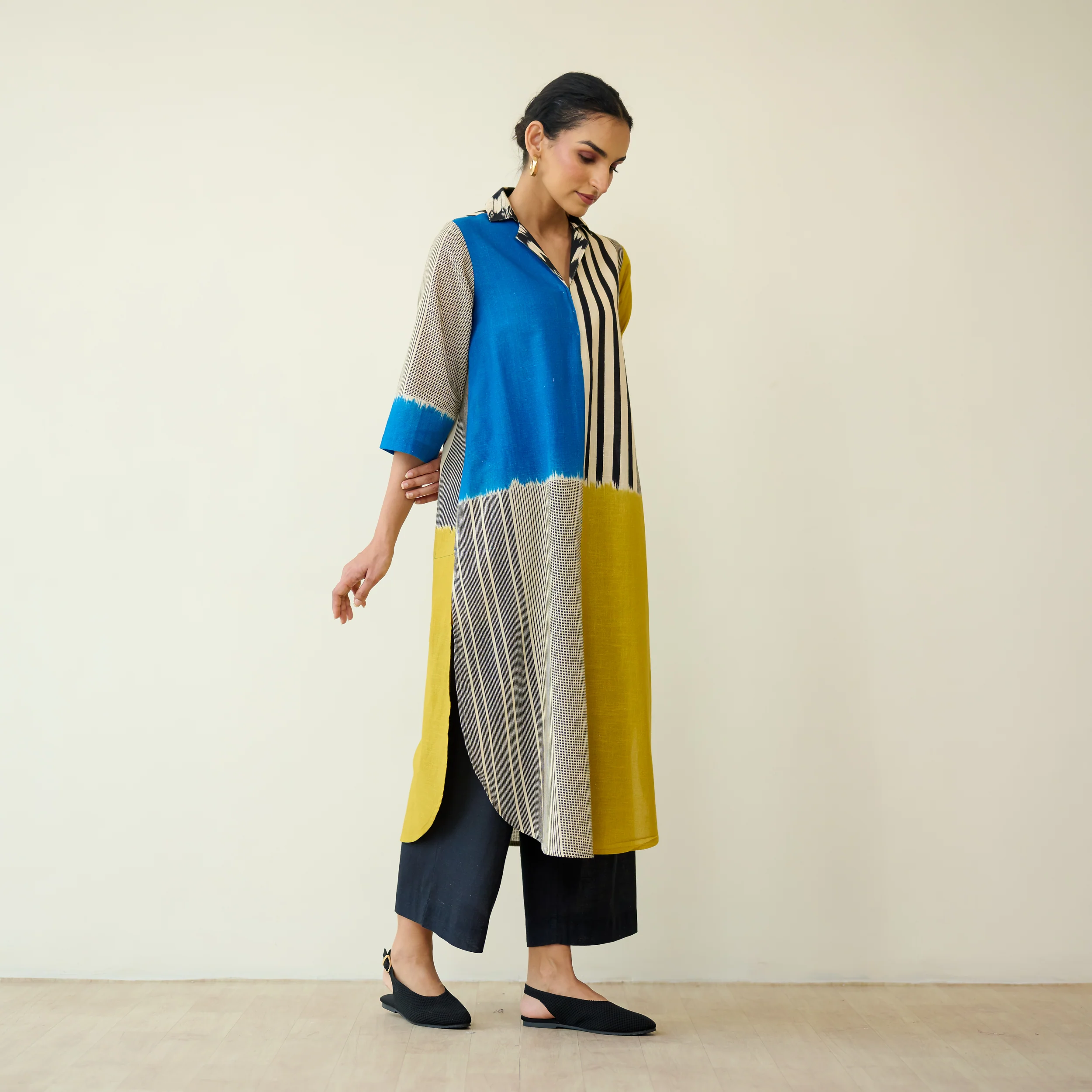 Retro Slub Cotton Statement Kurta - Electric Blue & Ochre Yellow - Image 6