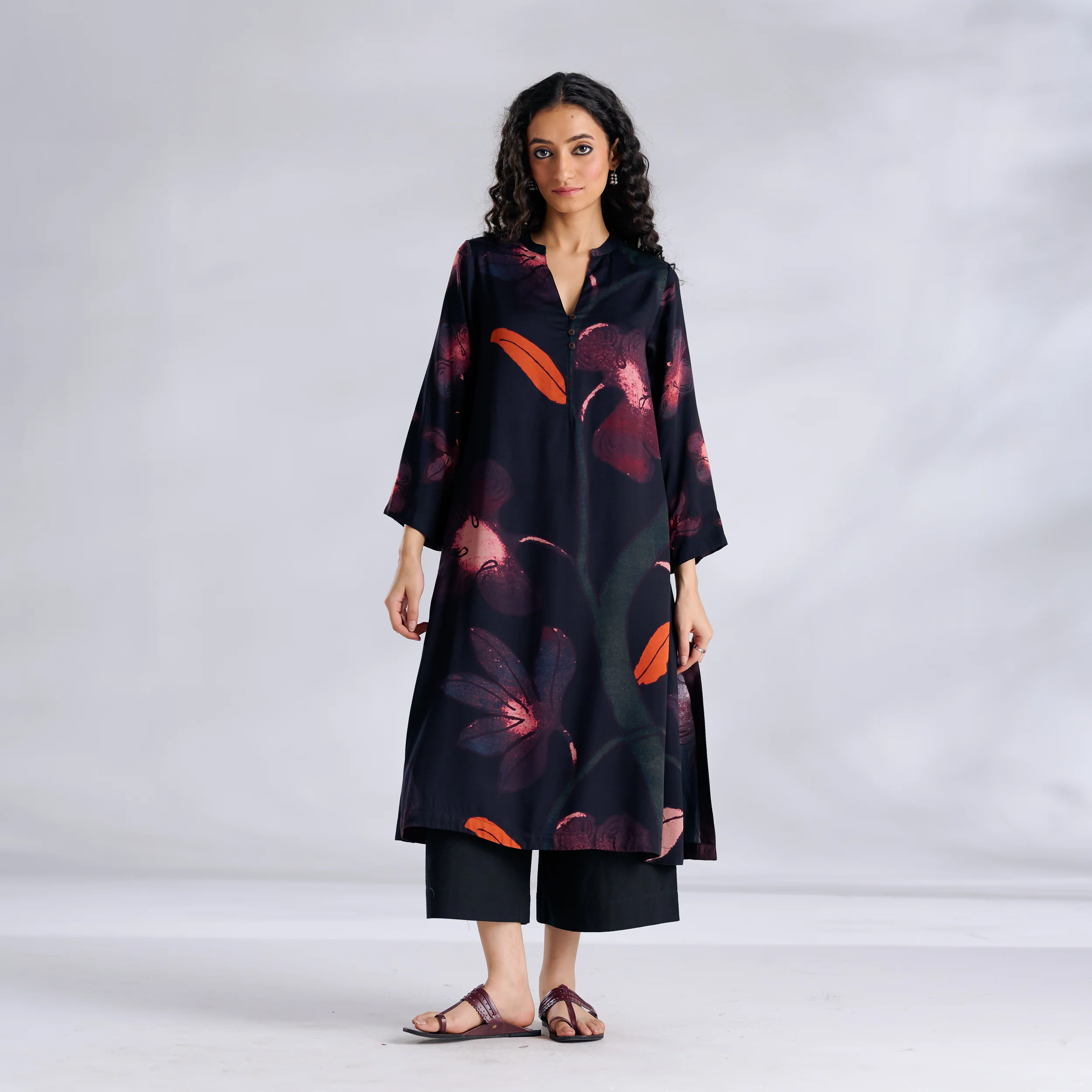 Rivaa Modal Satin Kurta - Black