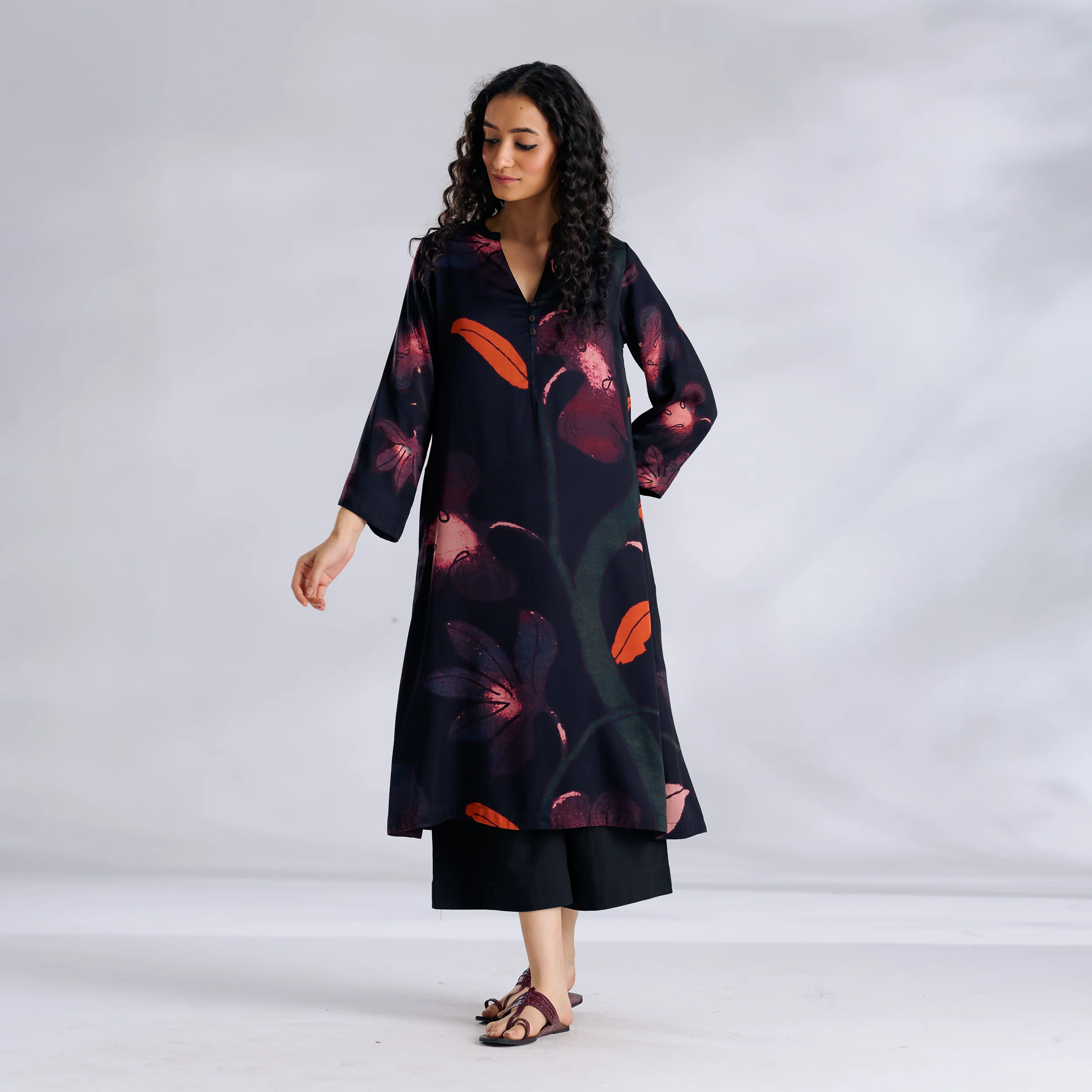 Rivaa Modal Satin Kurta - Black - Image 3