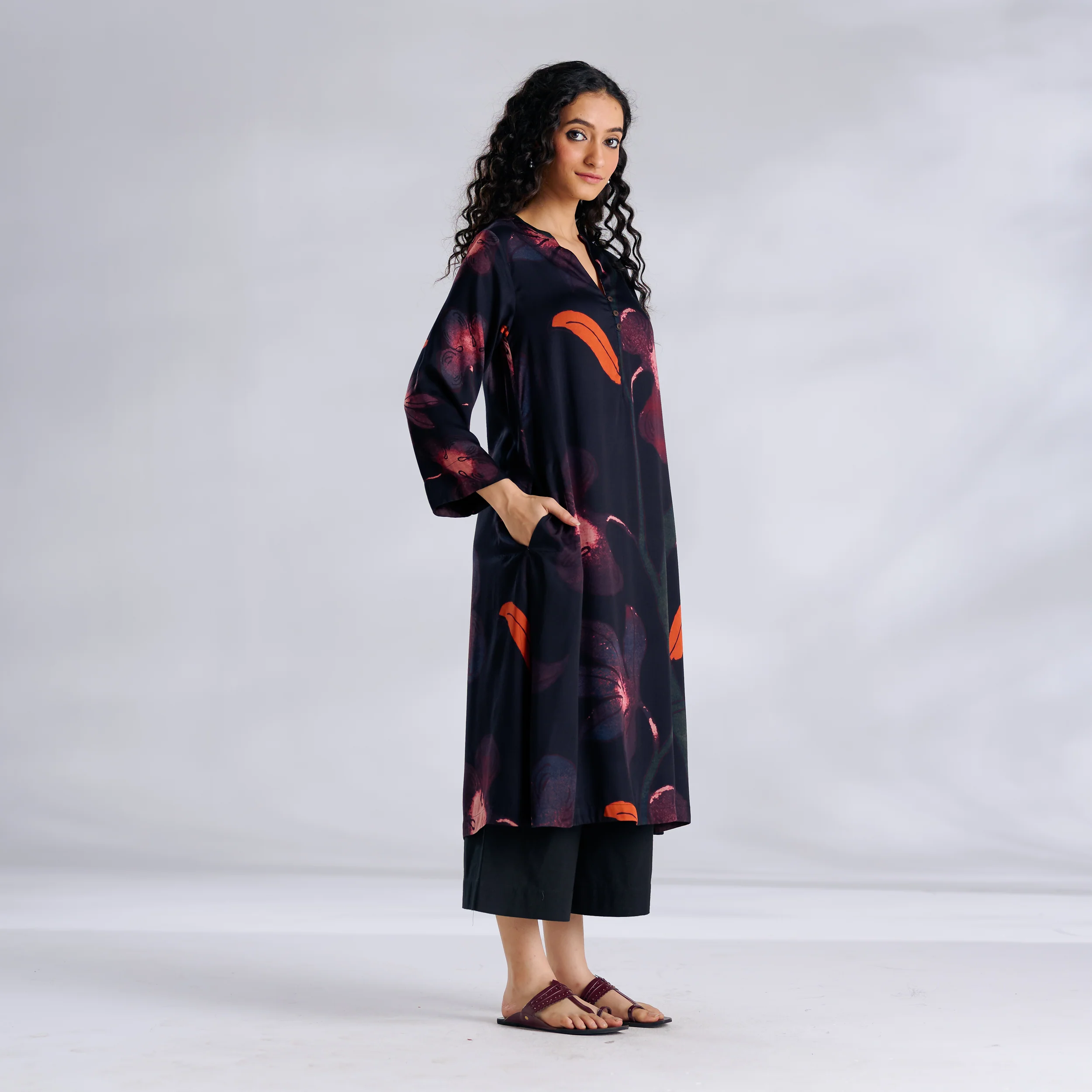 Rivaa Modal Satin Kurta - Black - Image 5