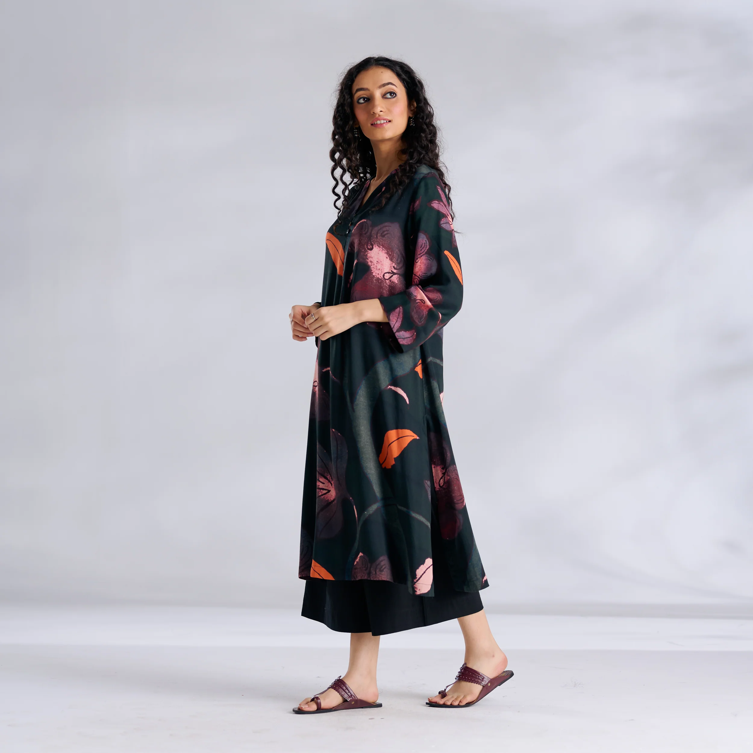 Rivaa Modal Satin Kurta - Forest Green - Image 5