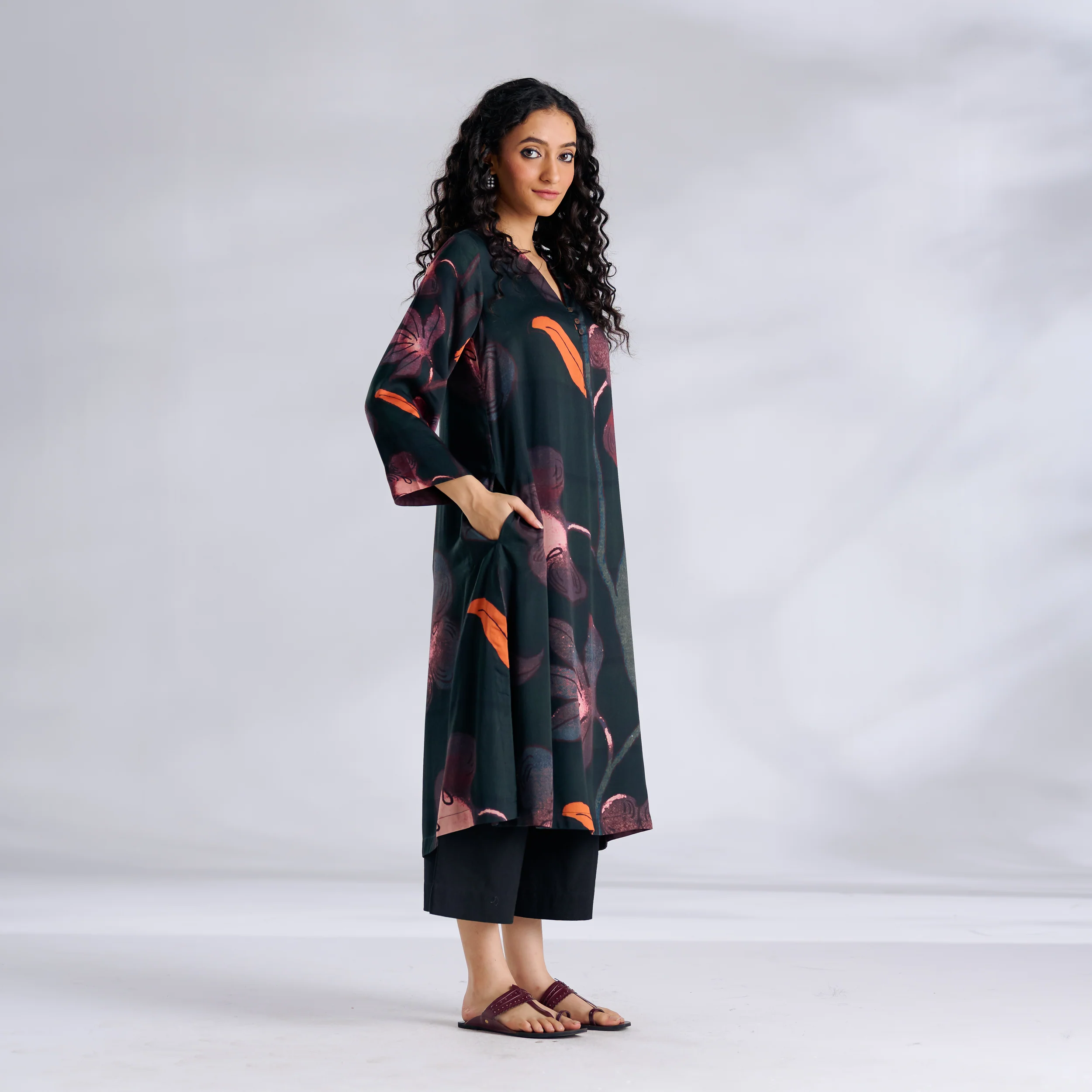 Rivaa Modal Satin Kurta - Forest Green - Image 6
