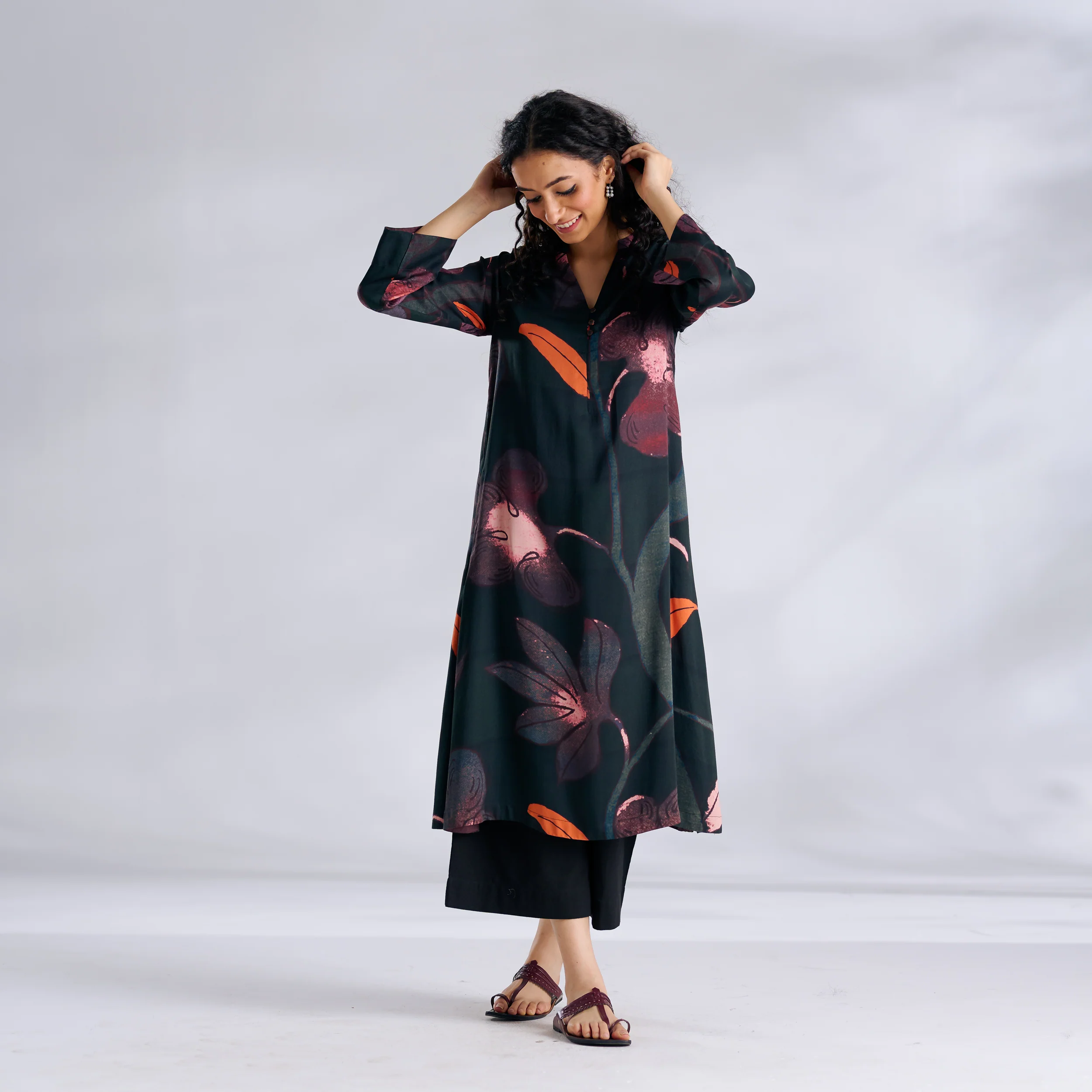 Rivaa Modal Satin Kurta - Forest Green - Image 8