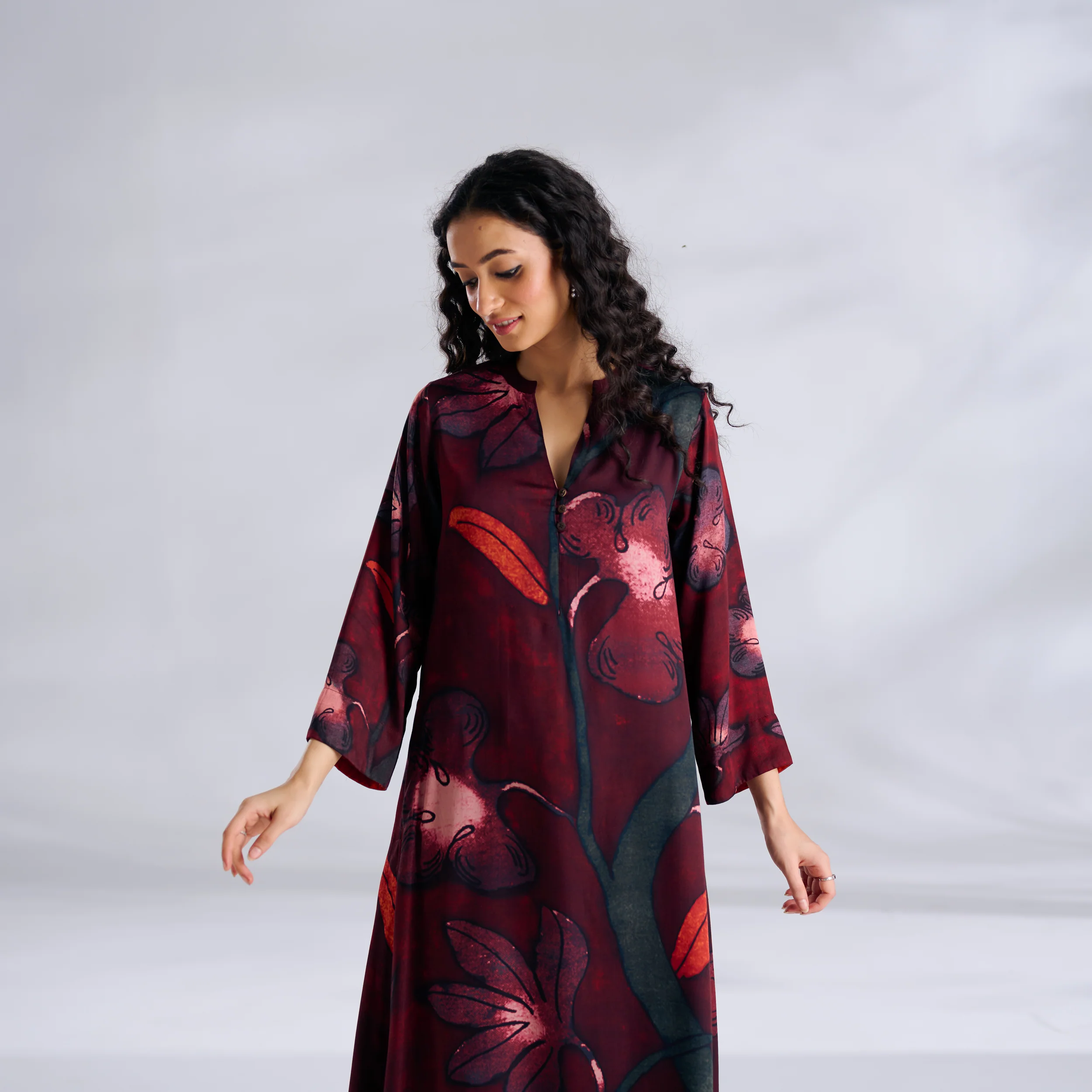 Rivaa Modal Satin Kurta - Red - Image 3