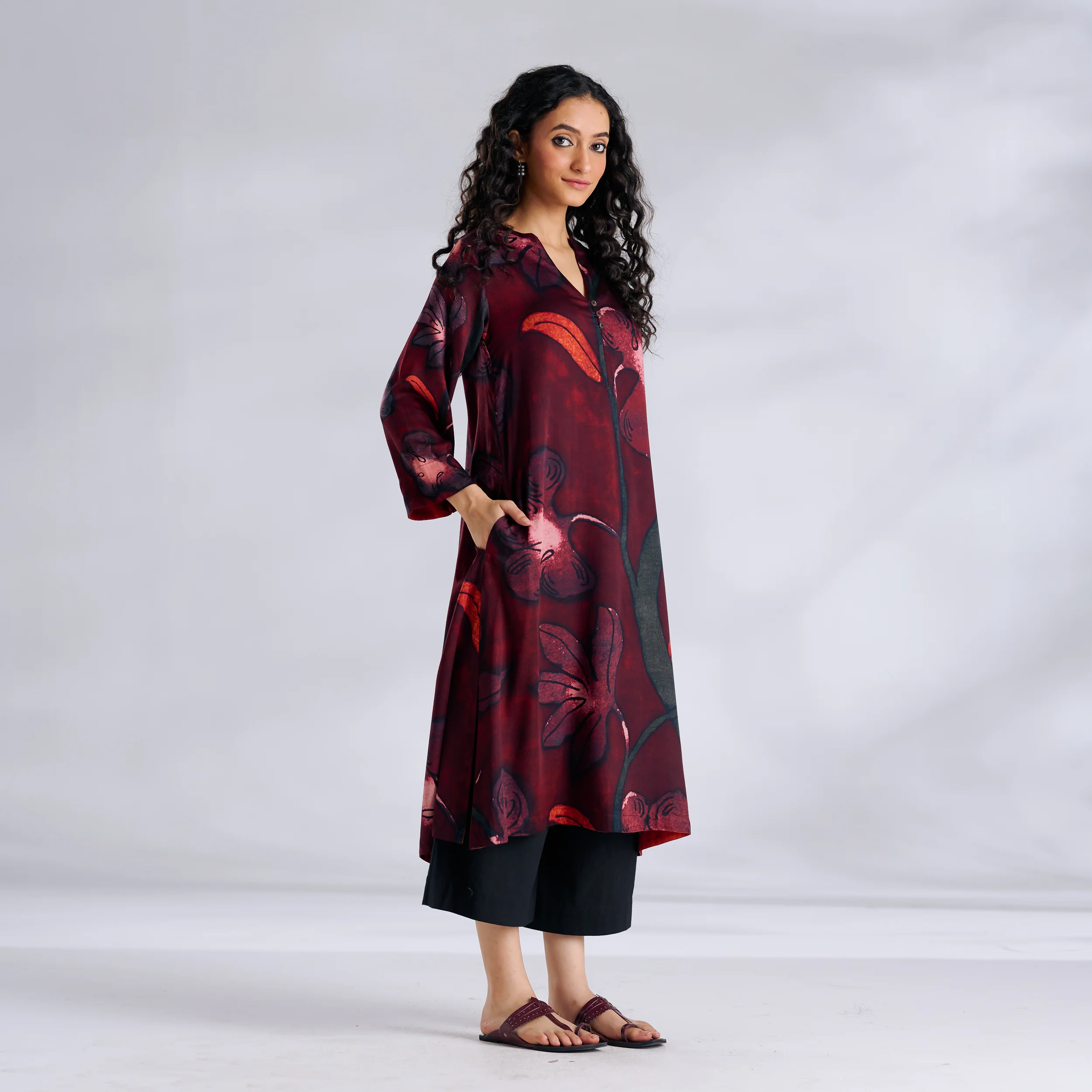 Rivaa Modal Satin Kurta - Red - Image 6