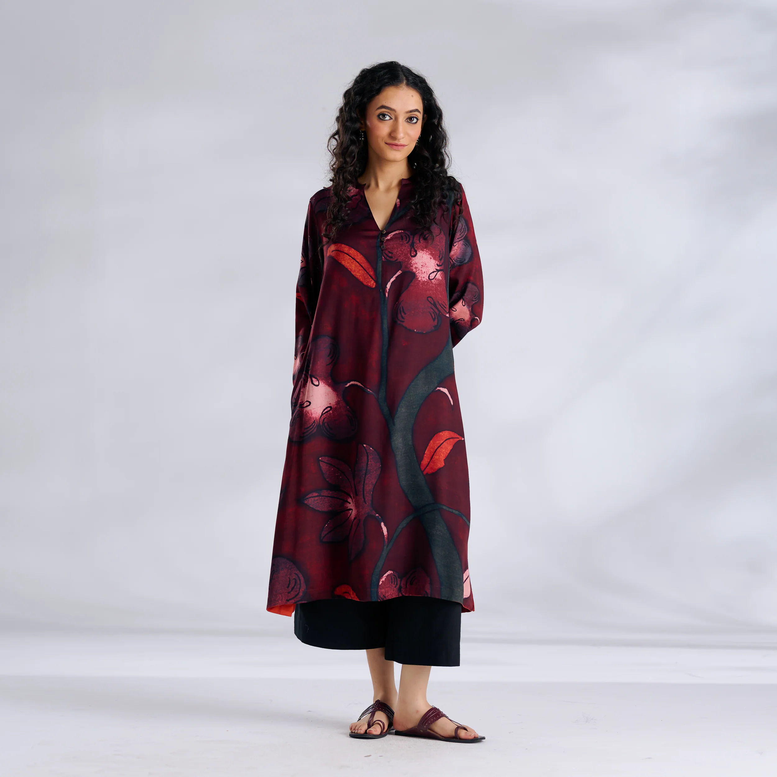 Rivaa Modal Satin Kurta - Red - Image 8