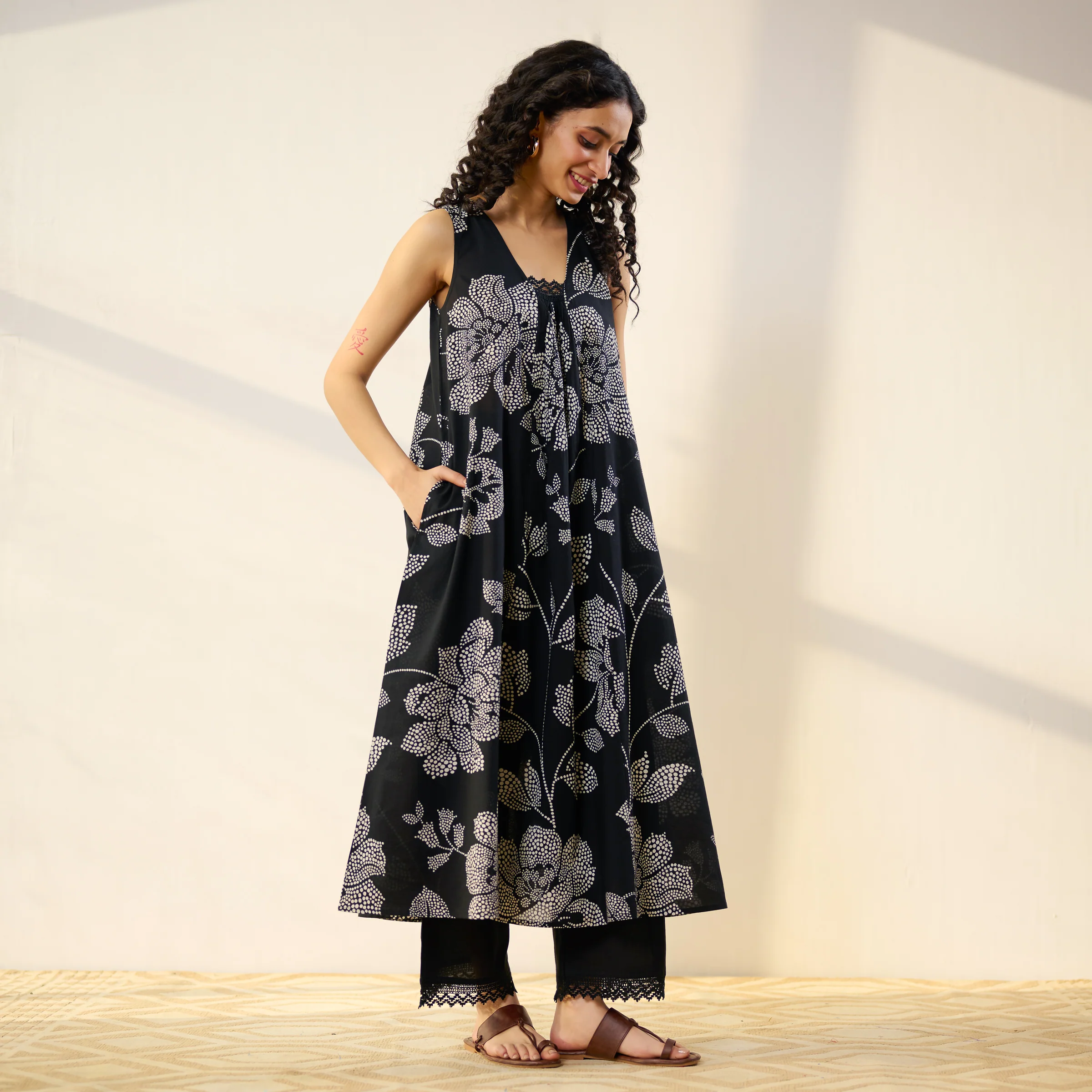 Rosewood Cotton Kurta Set - Black - Image 5