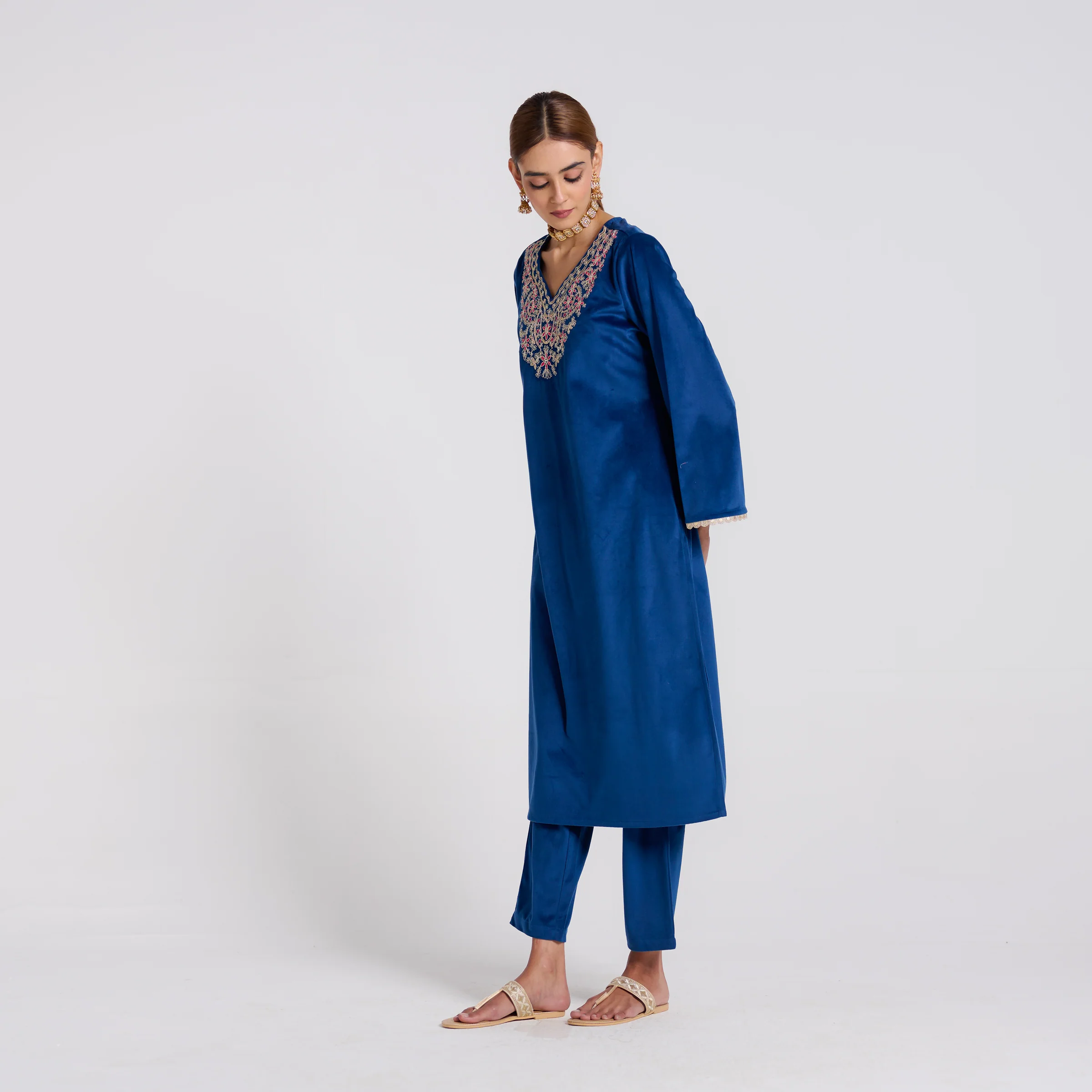 Royal Blue Embroidered Amara Velvet Kurta Pant Set - Image 4
