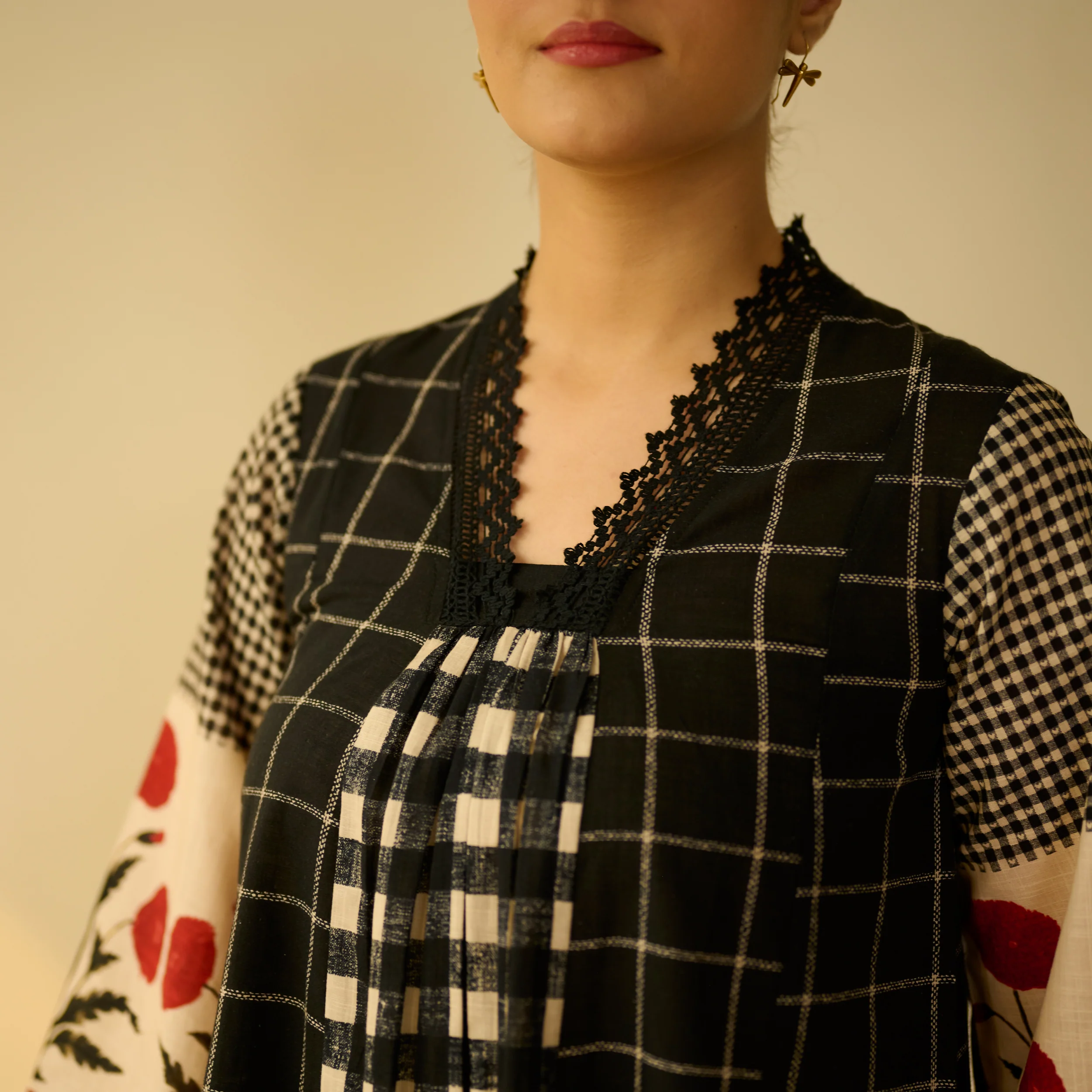 Sangria Fine Slub Cotton Kurta - Black - Image 4