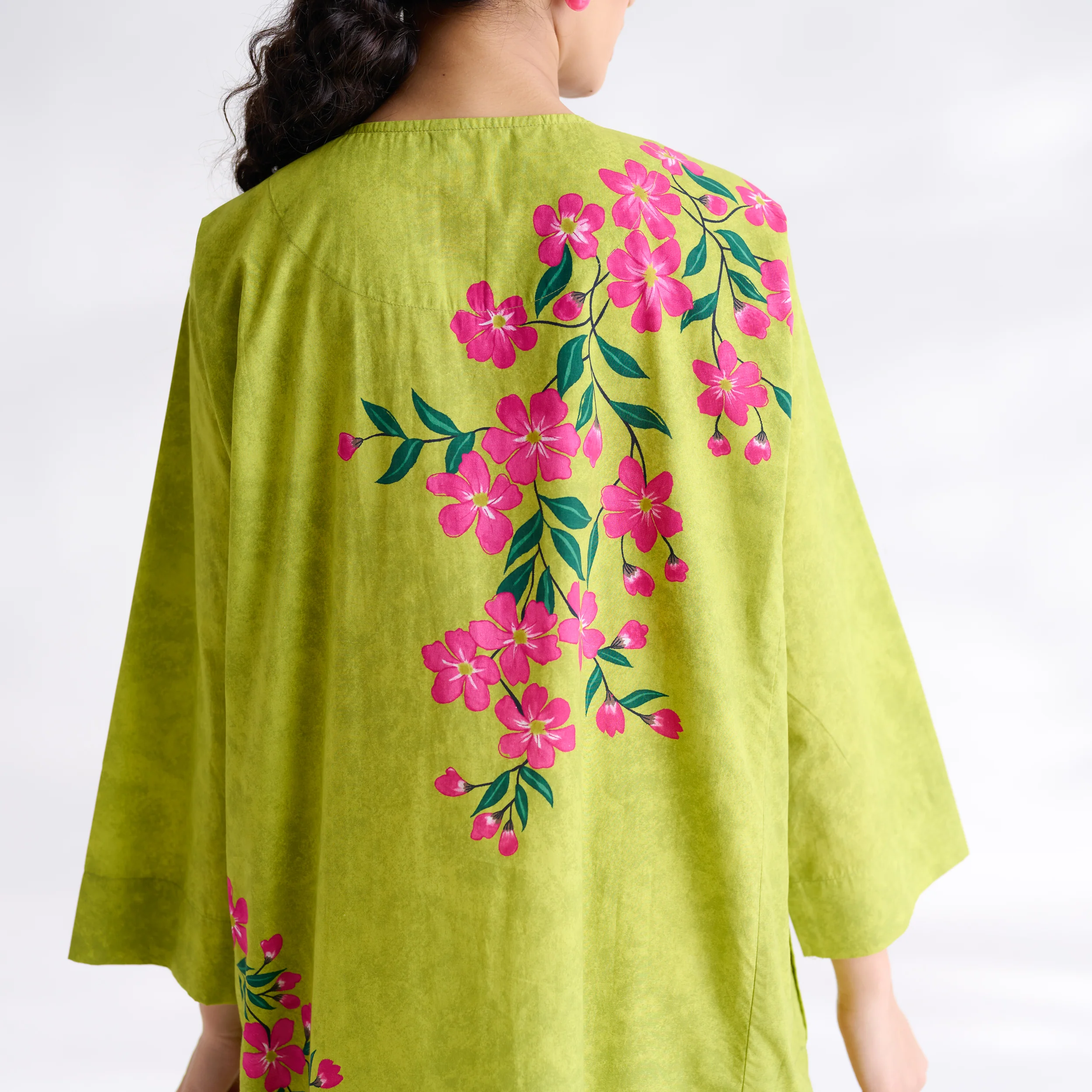She Wore Flowers Cotton Kurta - Olive - Image 3