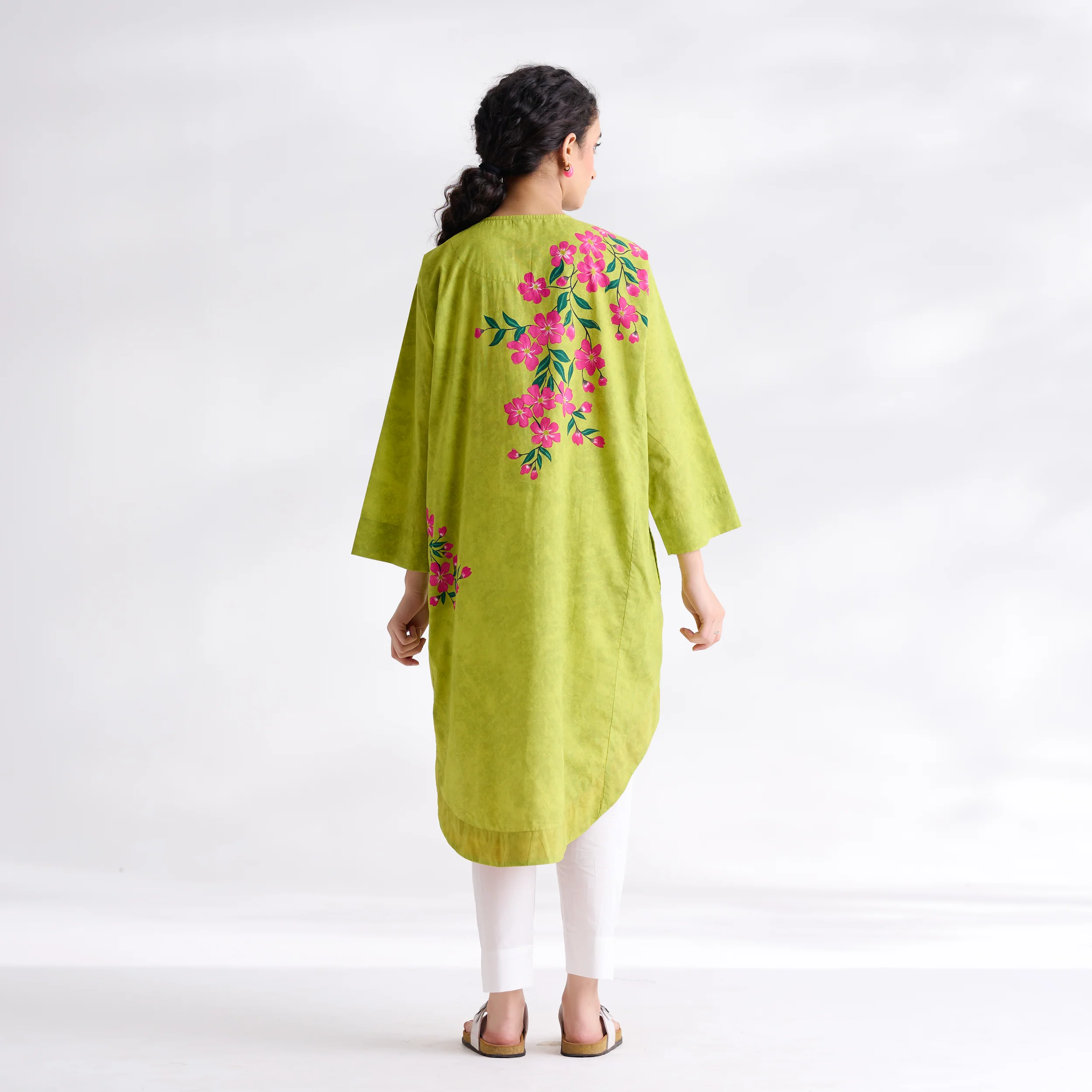 She Wore Flowers Cotton Kurta - Olive - Image 9