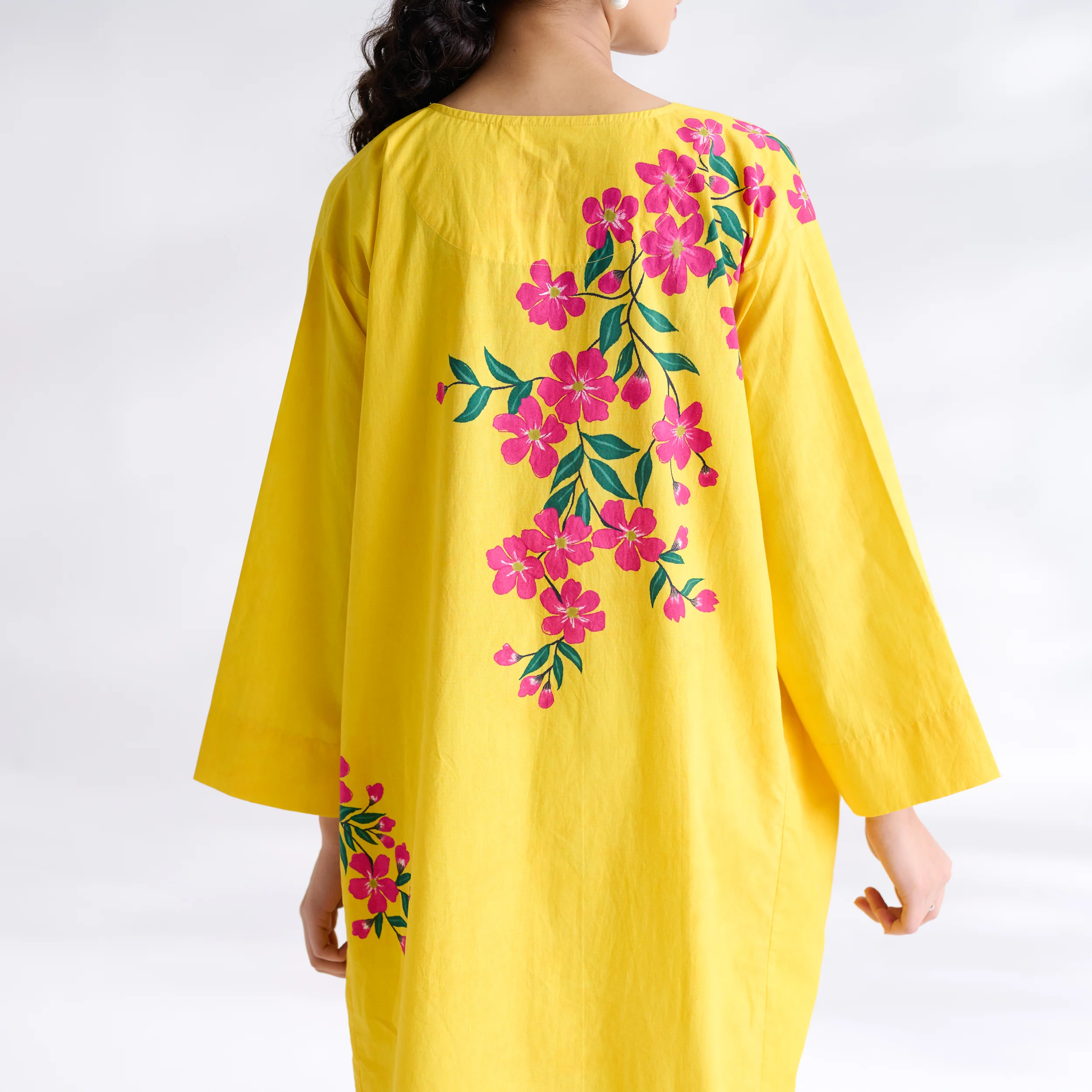 She Wore Flowers Cotton Kurta - Yellow - Image 3