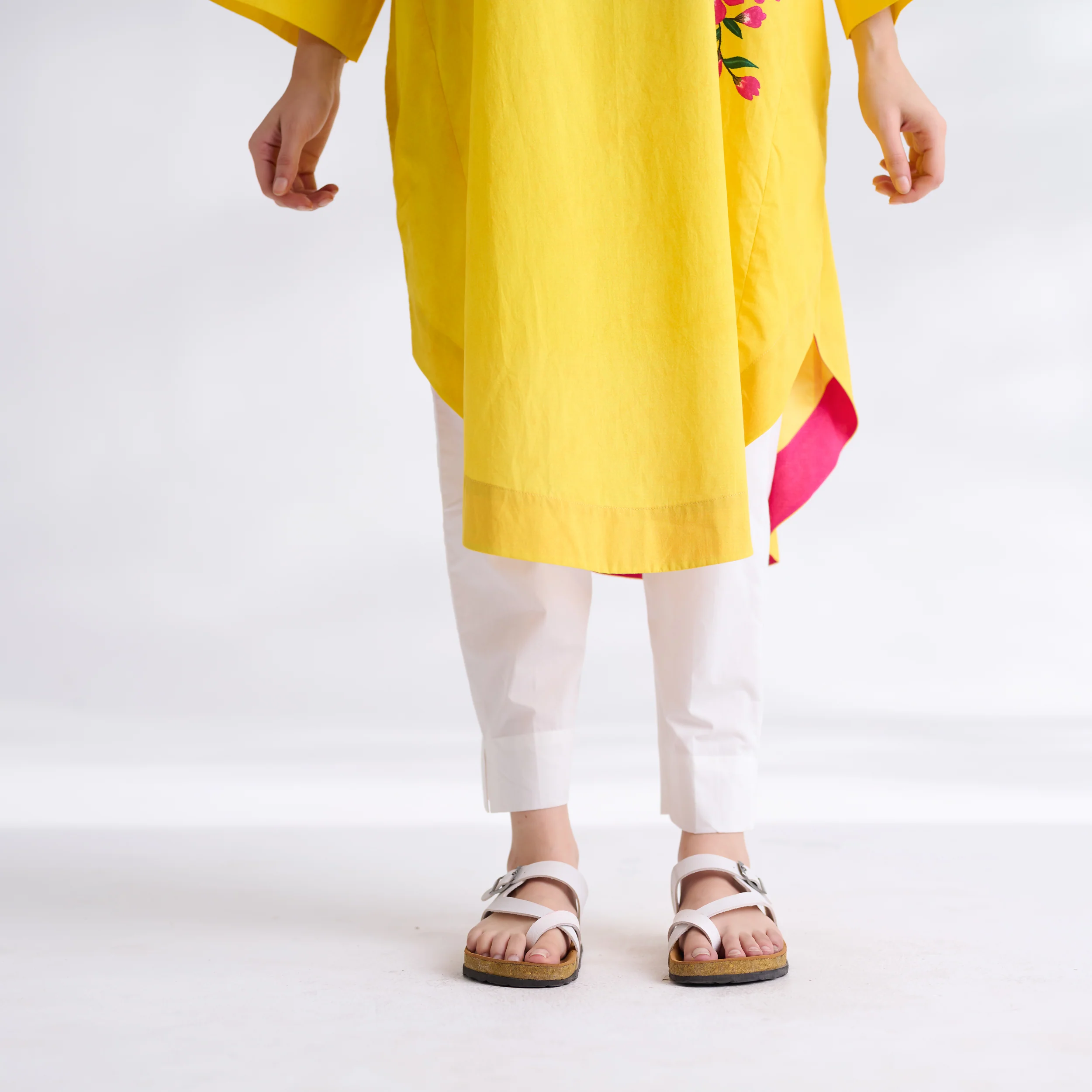 She Wore Flowers Cotton Kurta - Yellow - Image 7