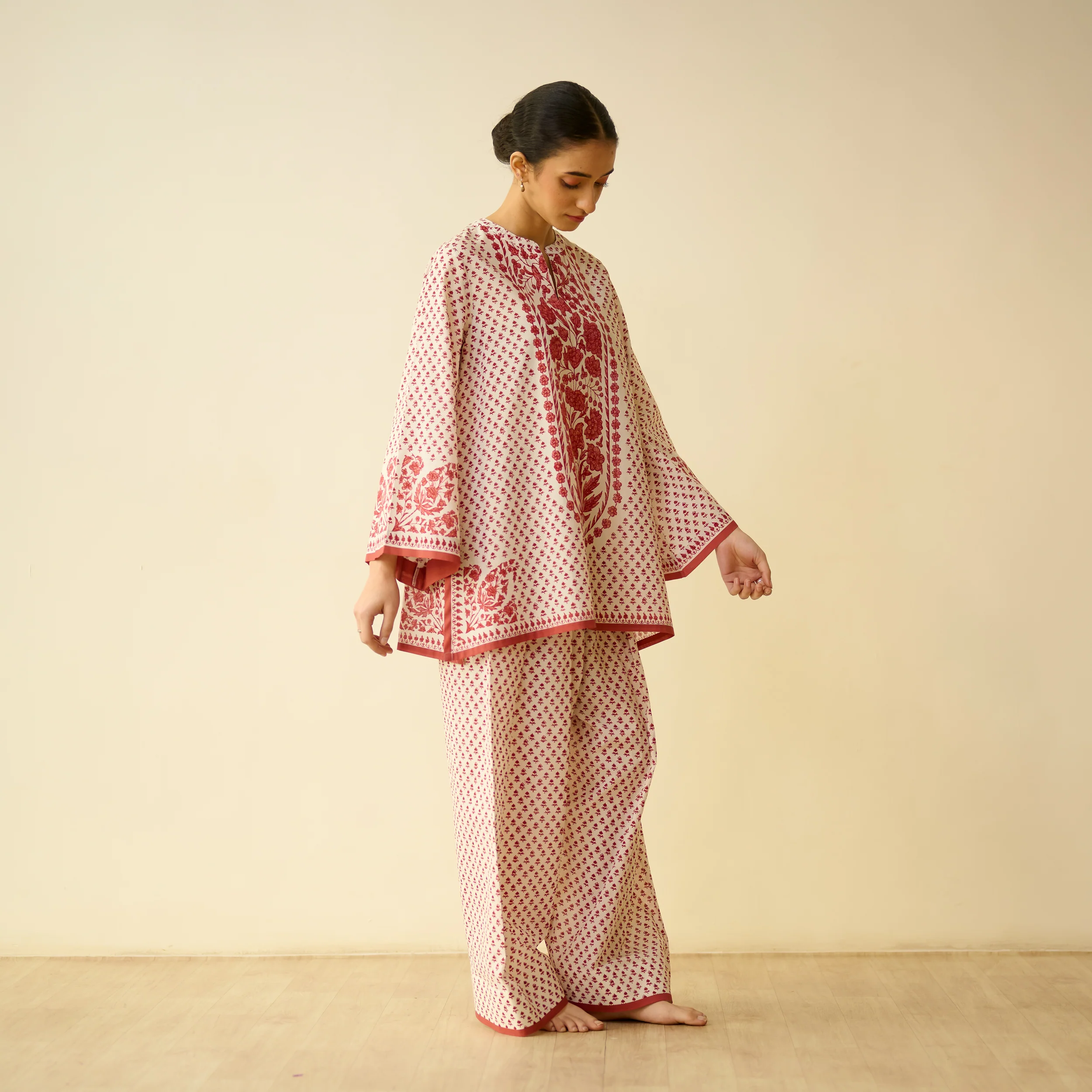 Smriti Bagh Mulmul Cotton Farsi Set - Brick Red - Image 10