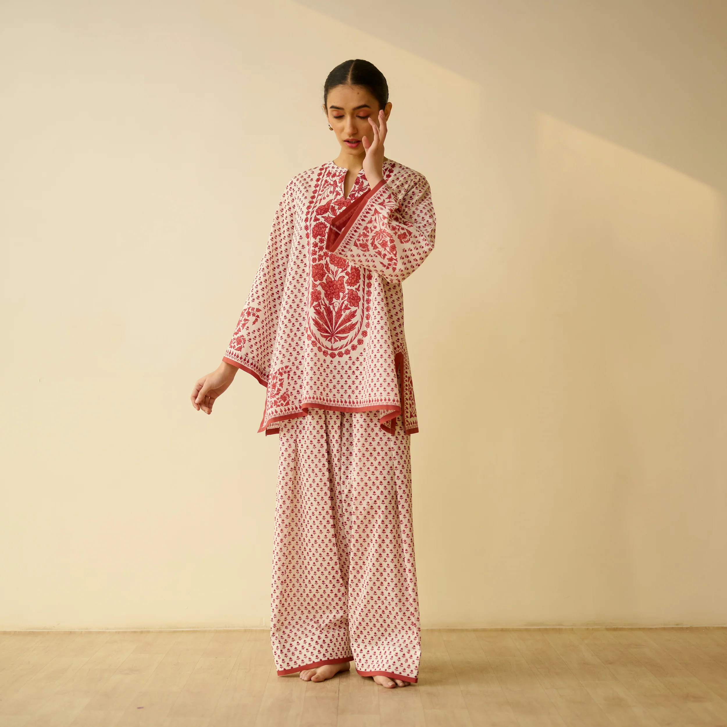 Smriti Bagh Mulmul Cotton Farsi Set - Brick Red - Image 4