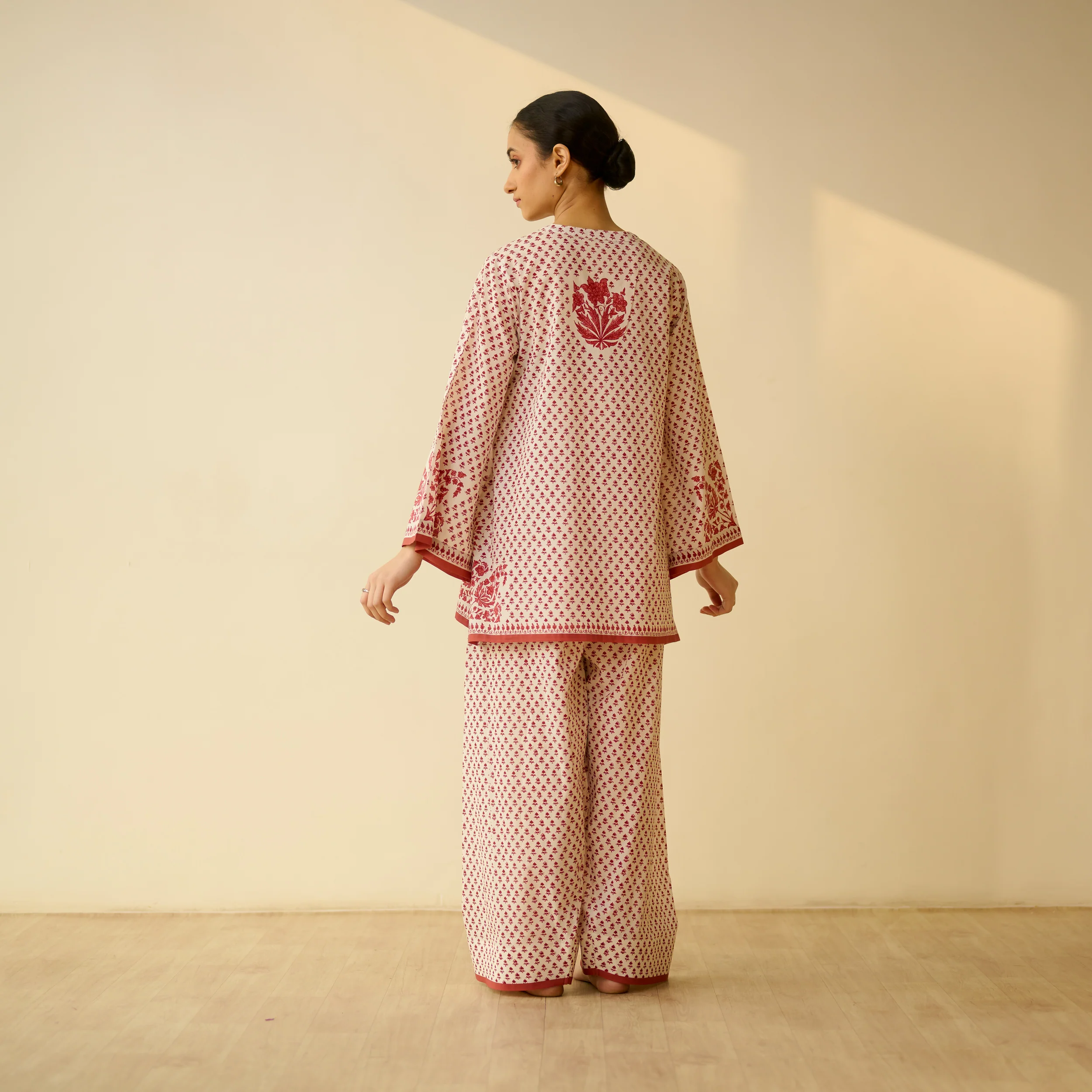 Smriti Bagh Mulmul Cotton Farsi Set - Brick Red - Image 6