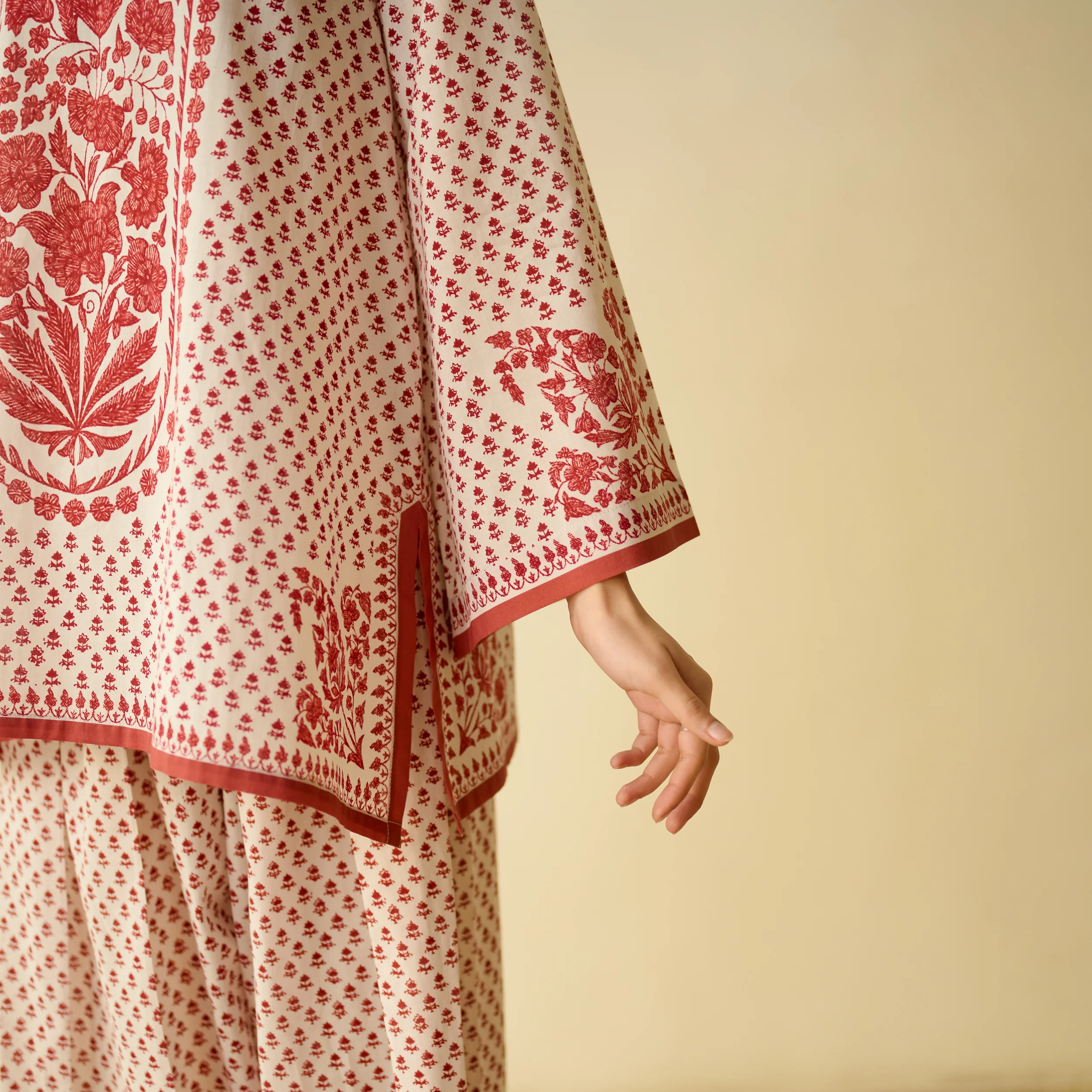 Smriti Bagh Mulmul Cotton Farsi Set - Brick Red - Image 7