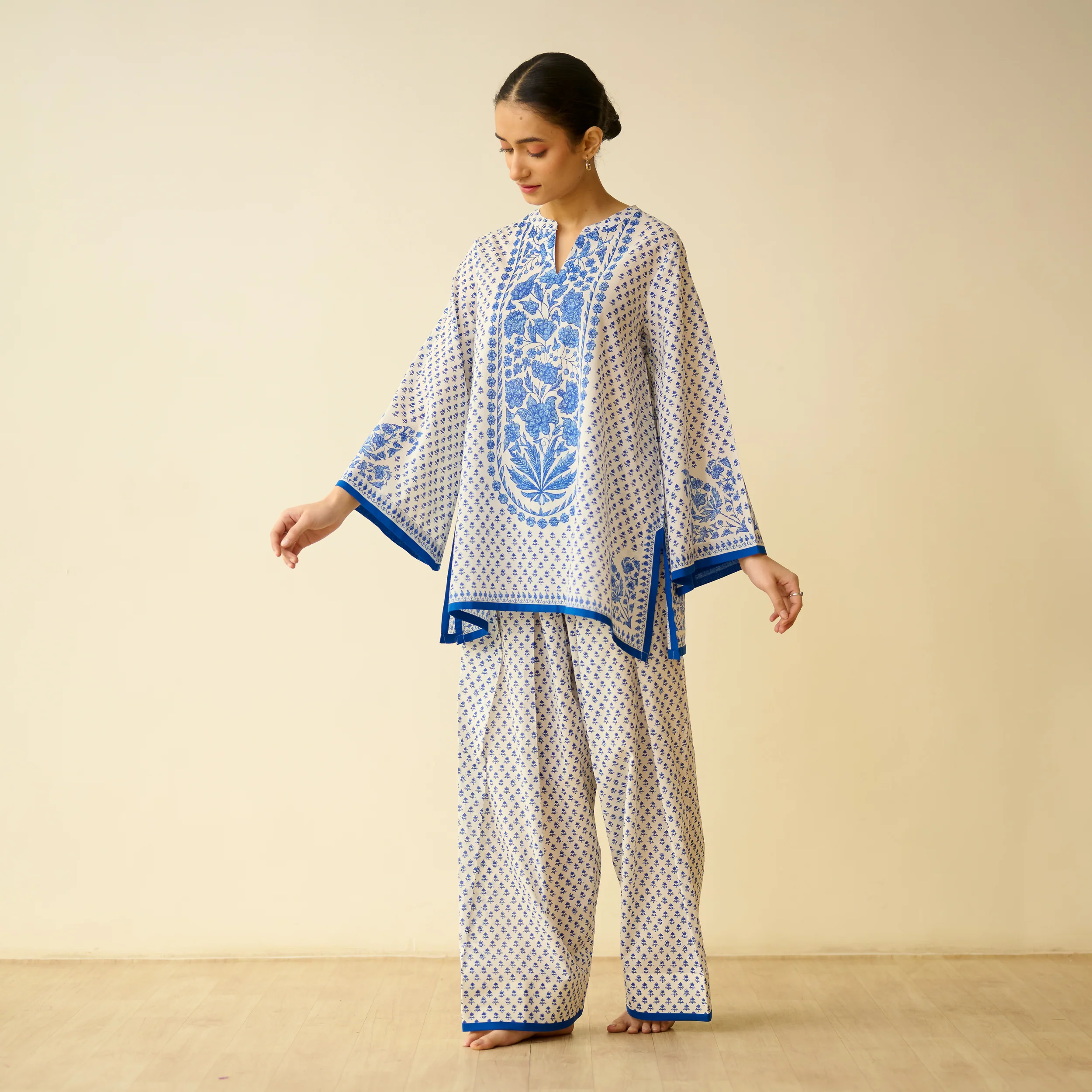 Smriti Bagh Mulmul Cotton Farsi Set - Jaipur Blue - Image 4