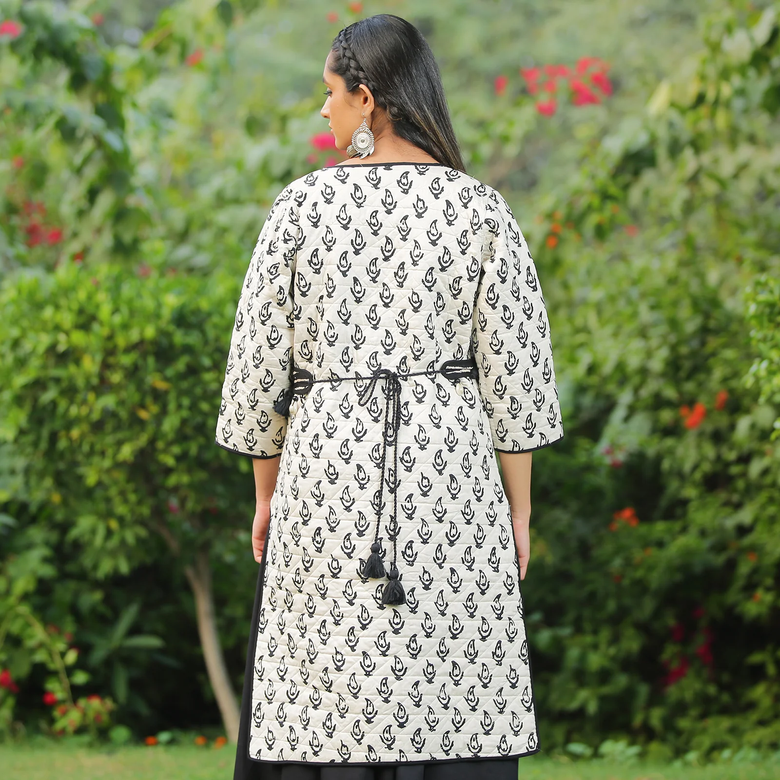 Snowdrop Black & Off White Reversible Quilted Jacket - Image 8